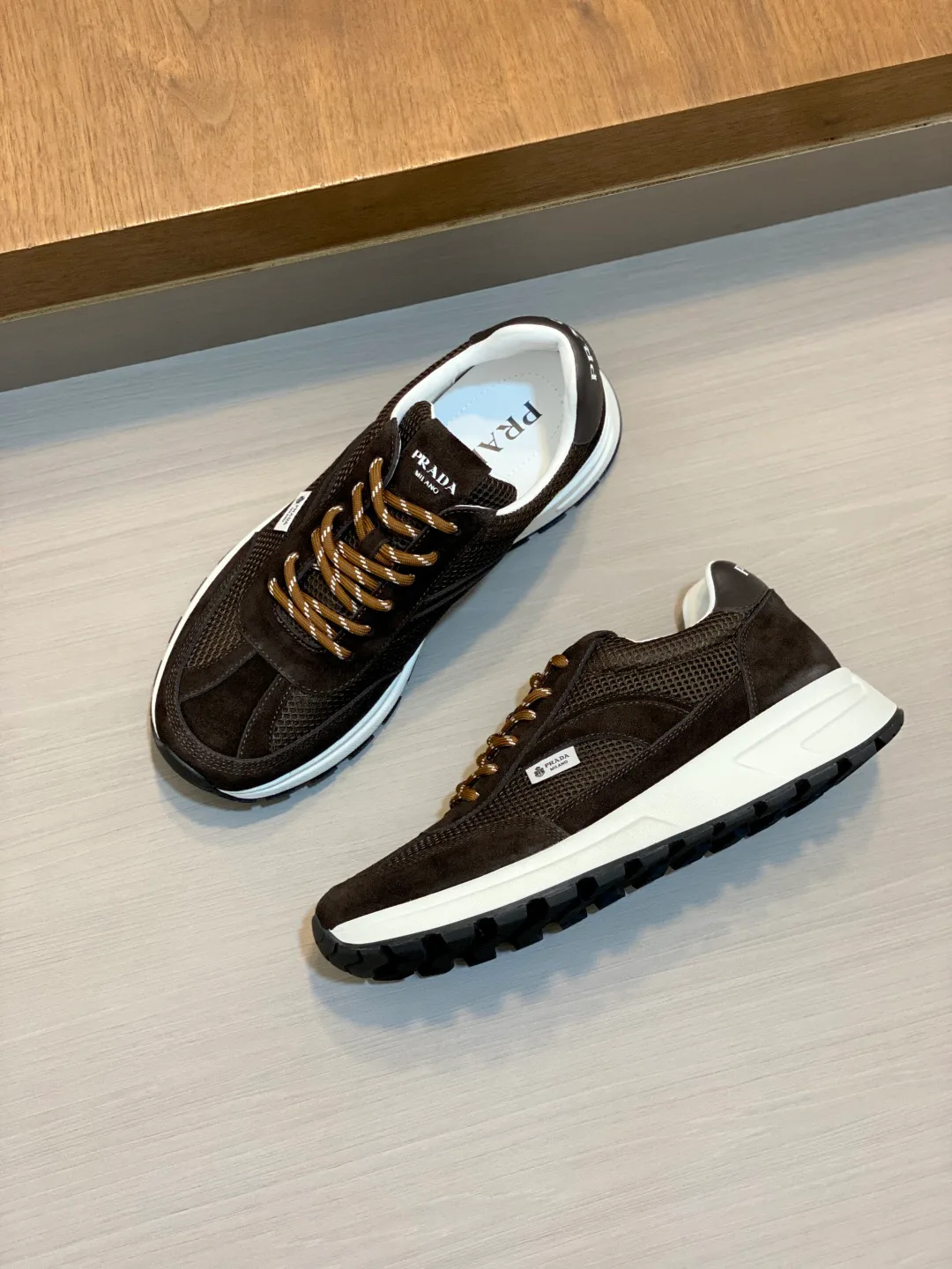 Кроссовки Женские Prada 18078899