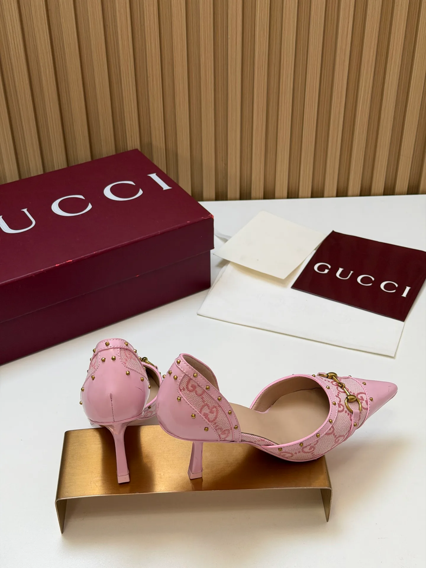 Туфли Женские Gucci 17631682