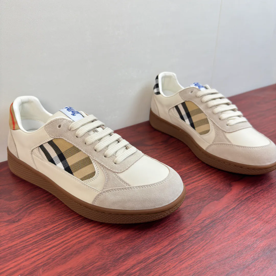Кроссовки Мужские Burberry 17636478