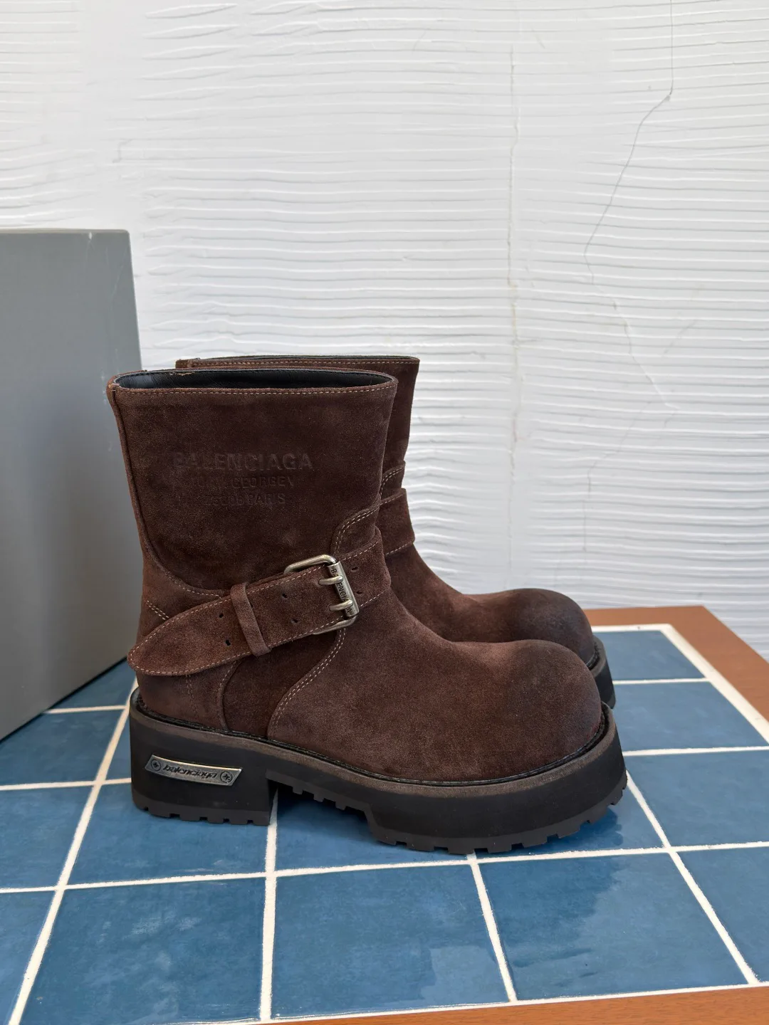 Ботинки Женские Balenciaga 18604662