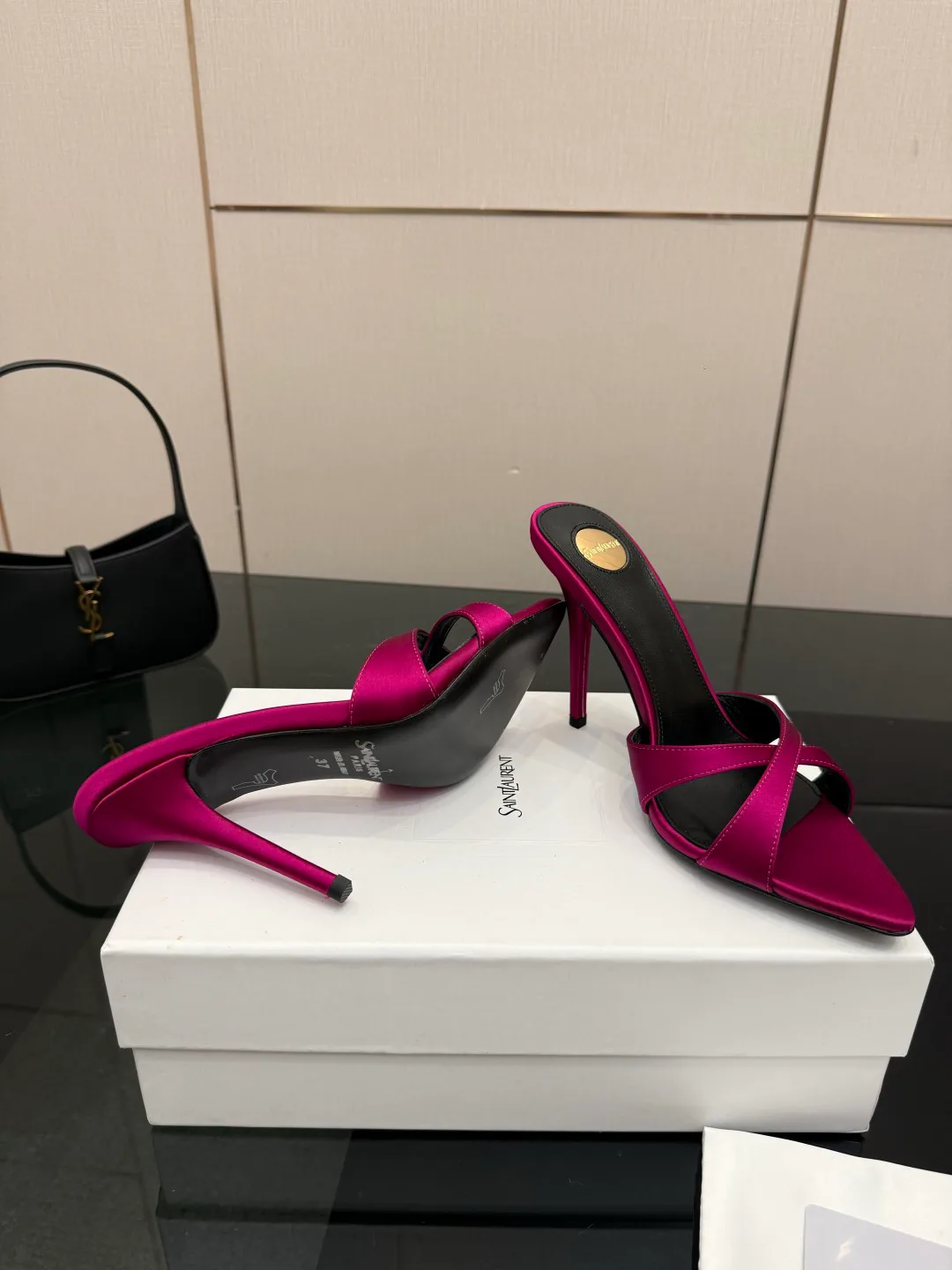 Босоножки Женские Saint Laurent 11409895