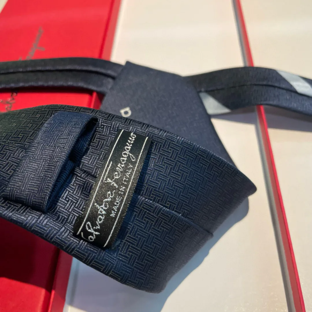 Платки Salvatore Ferragamo 5163484