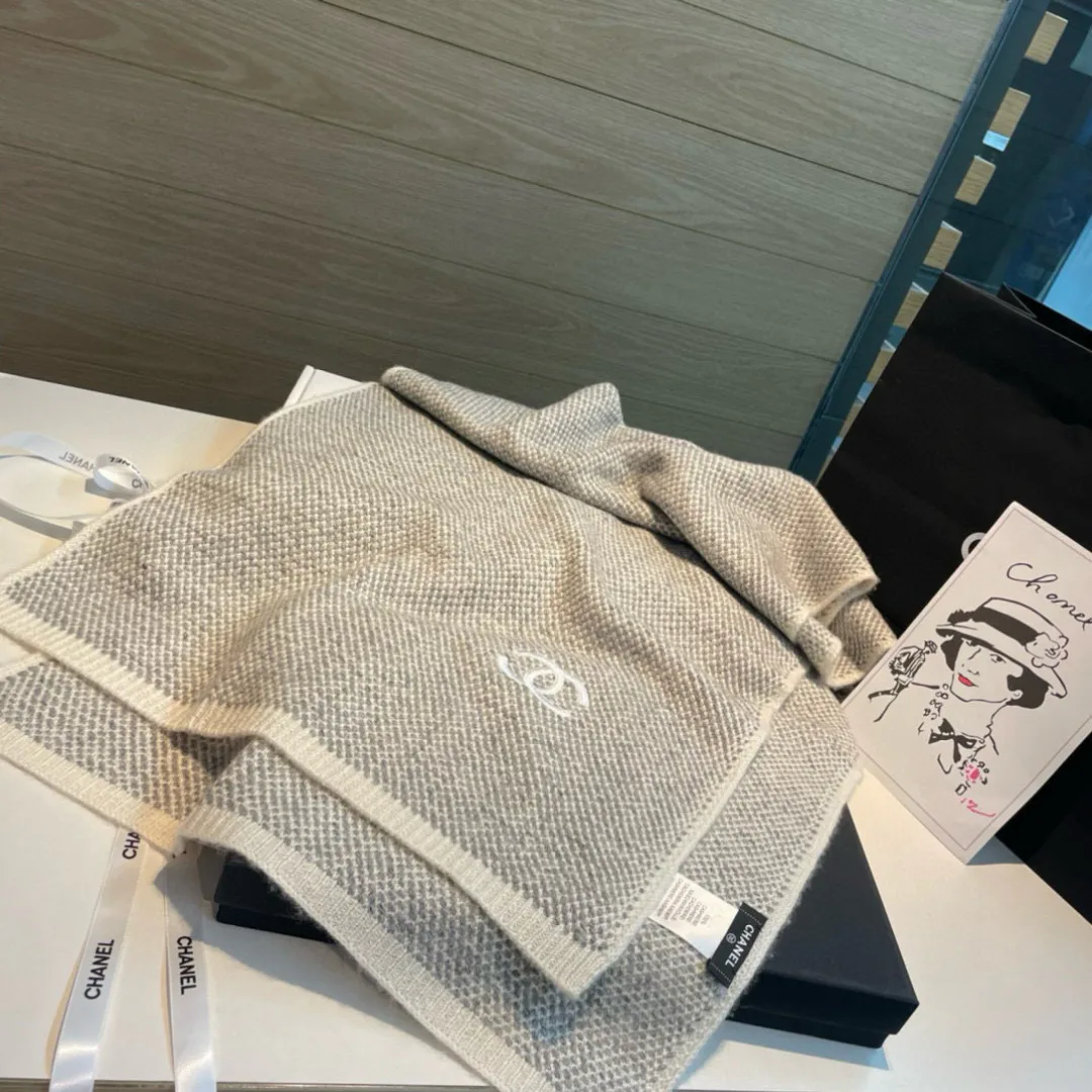 Шарфы Chanel 219490