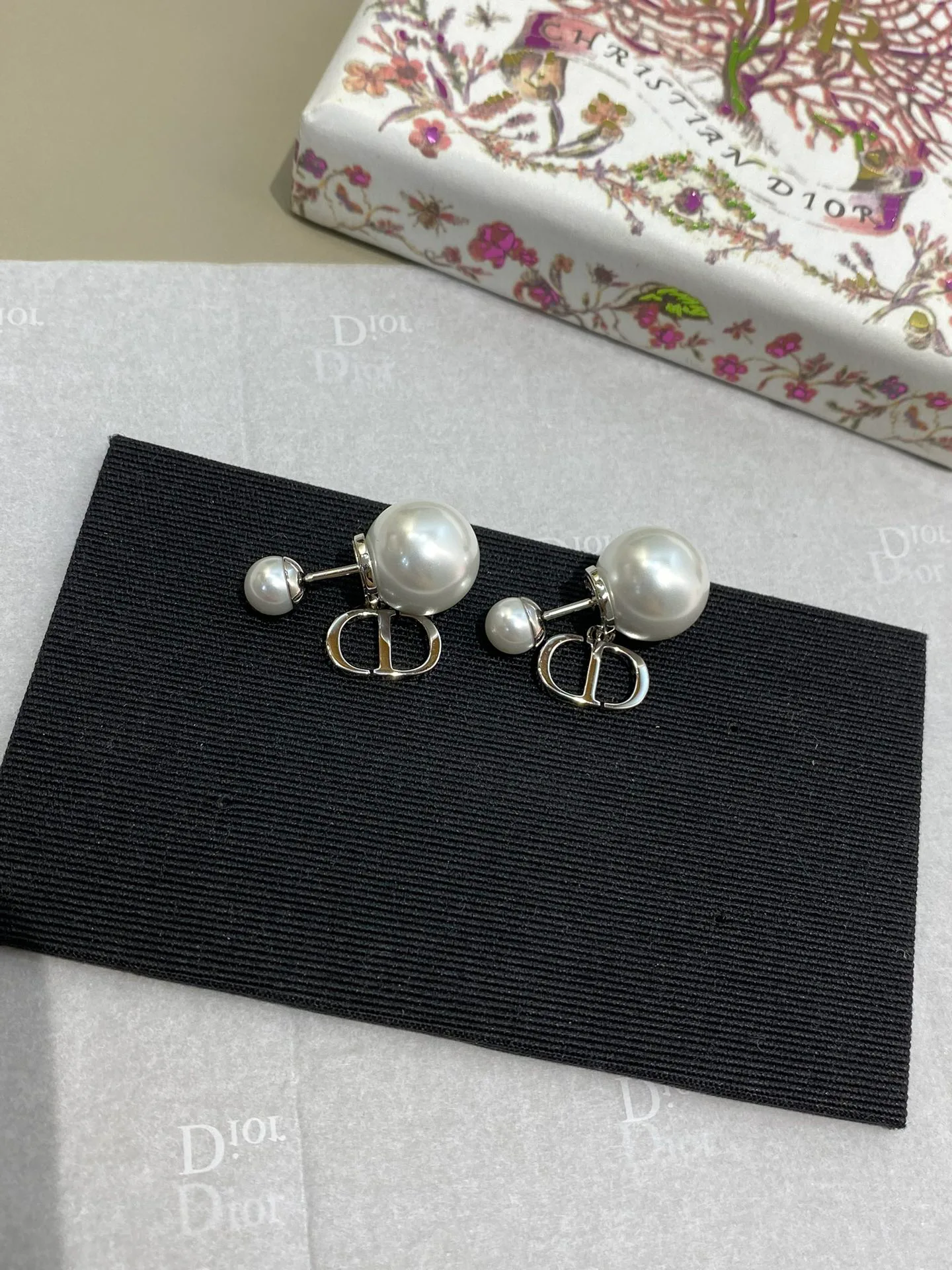 Бижутерия Christian Dior 18656359