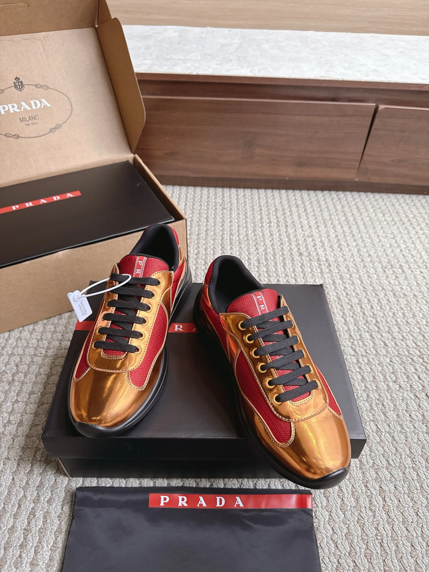 Кроссовки Женские Prada 17470445
