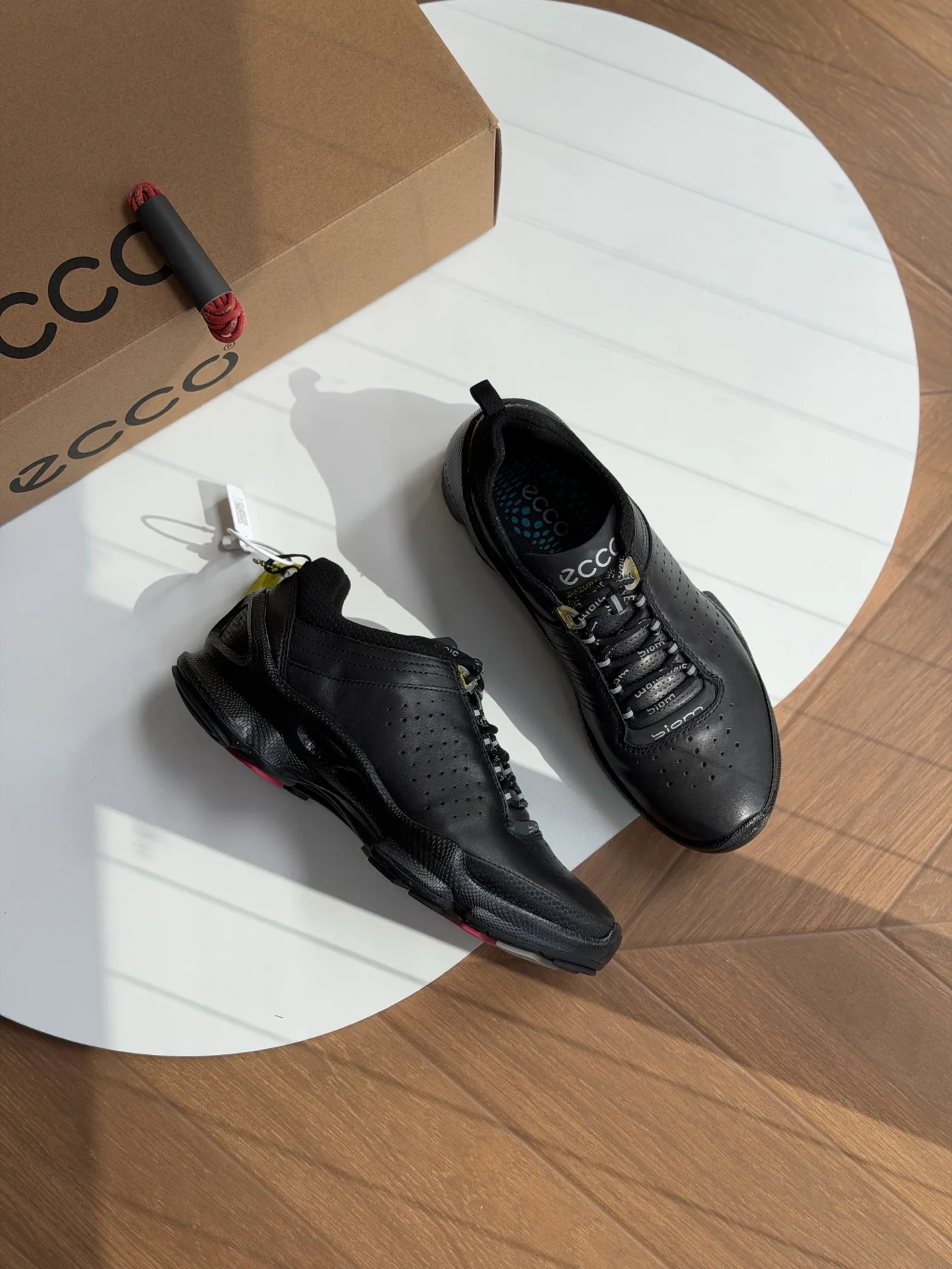 Кроссовки Женские Ecco 20156554