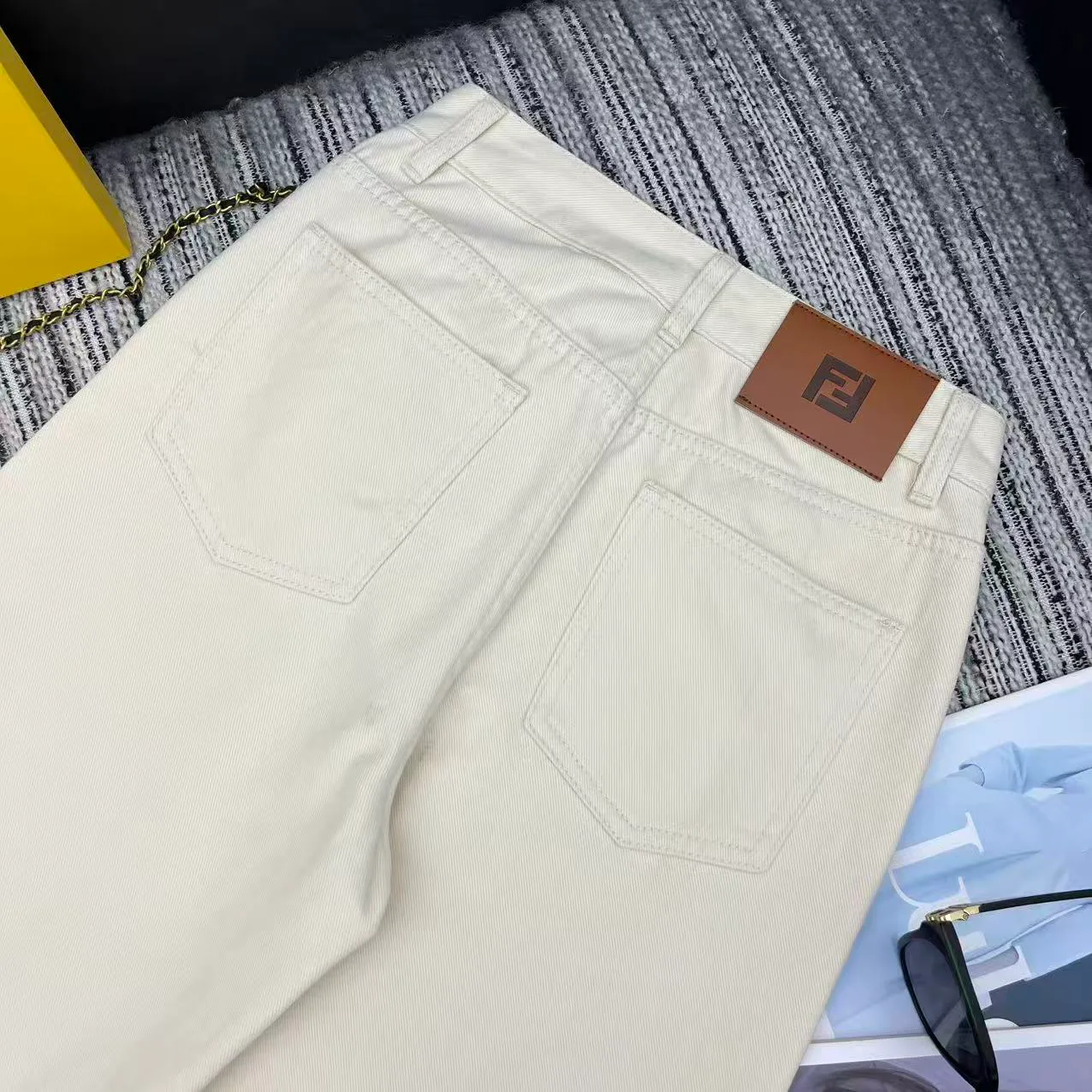 Джинсы Женские Fendi 12829562