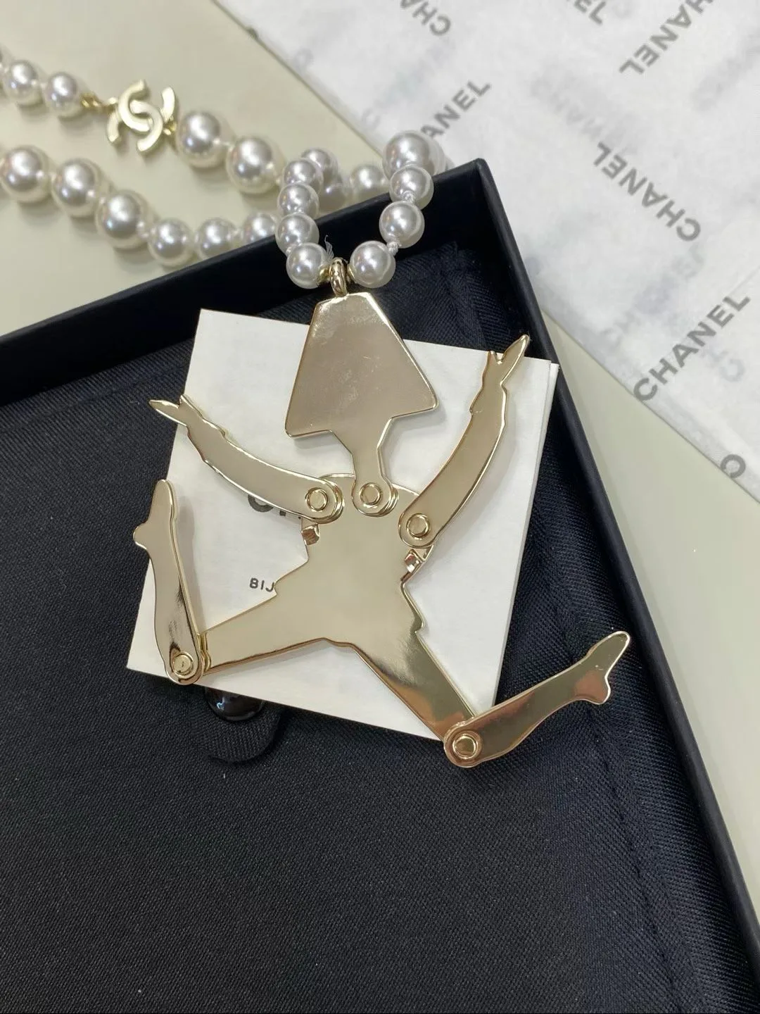 Бижутерия Chanel 1833237