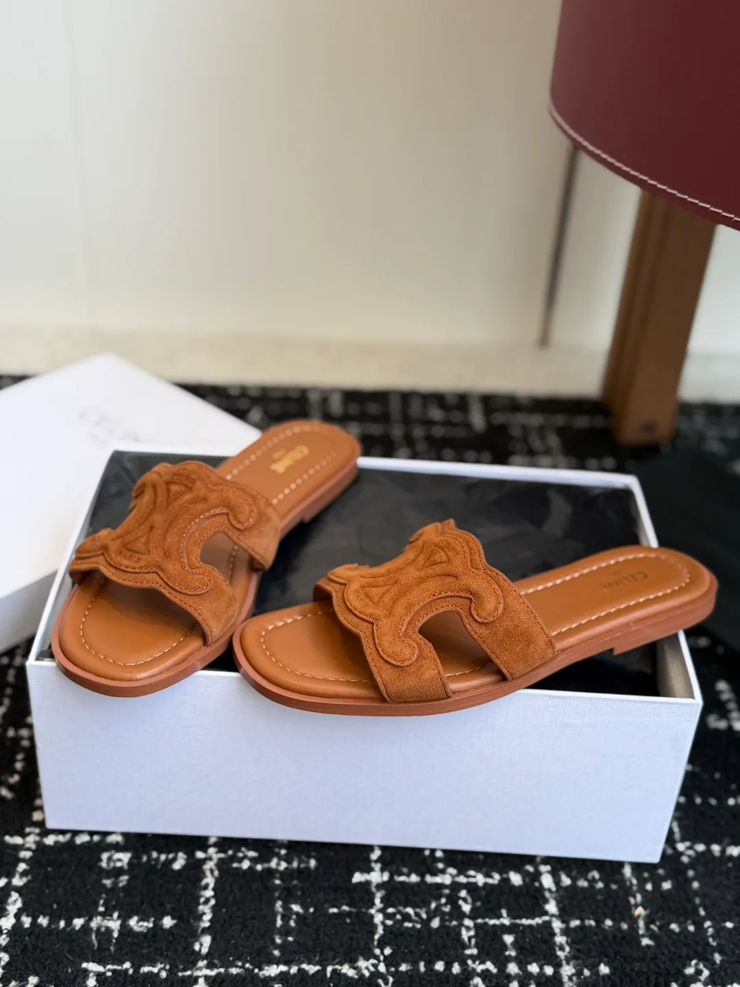 Шлепанцы Женские Celine 17424576