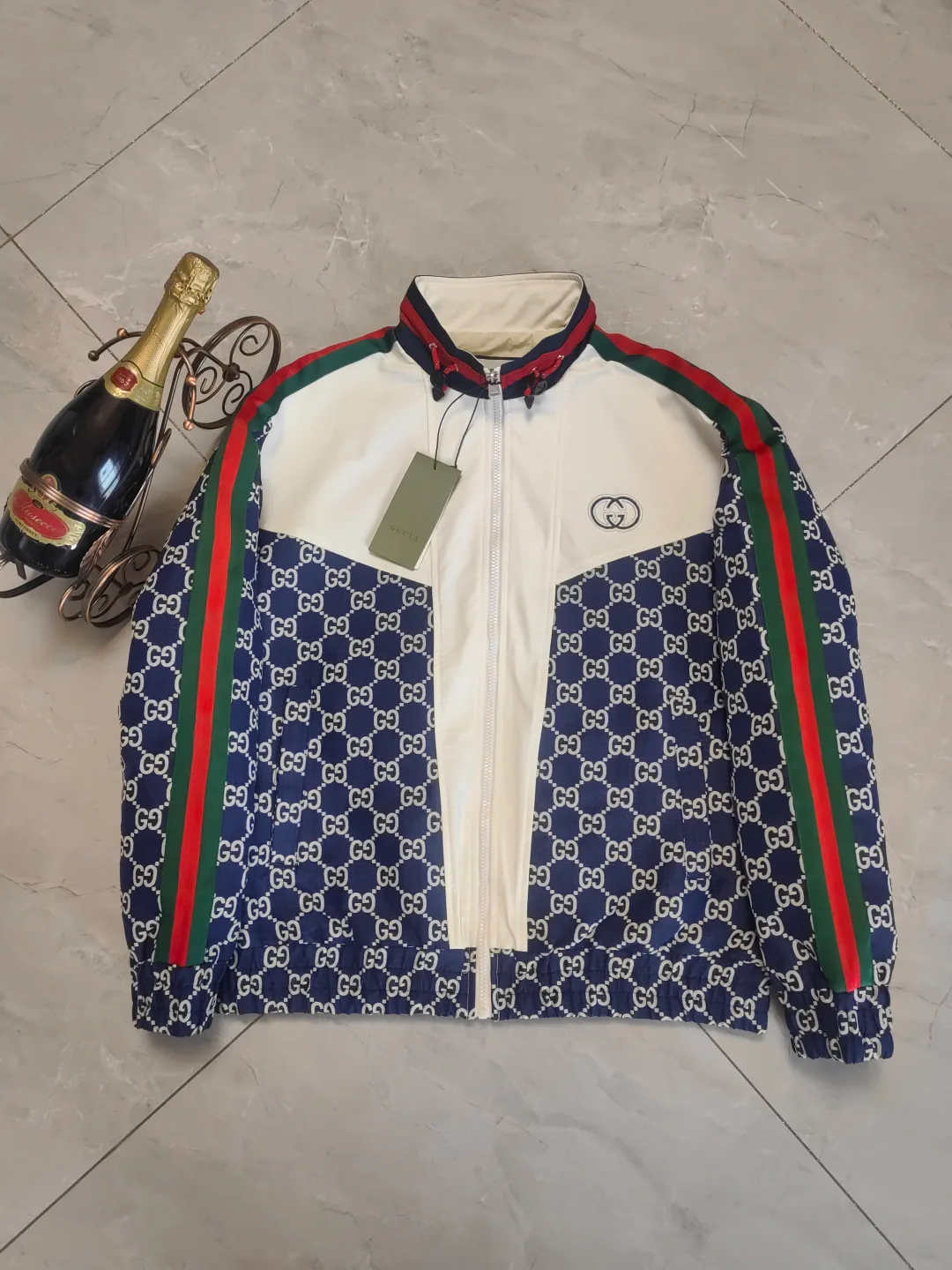 Куртки И Пуховики Женские Gucci 448351