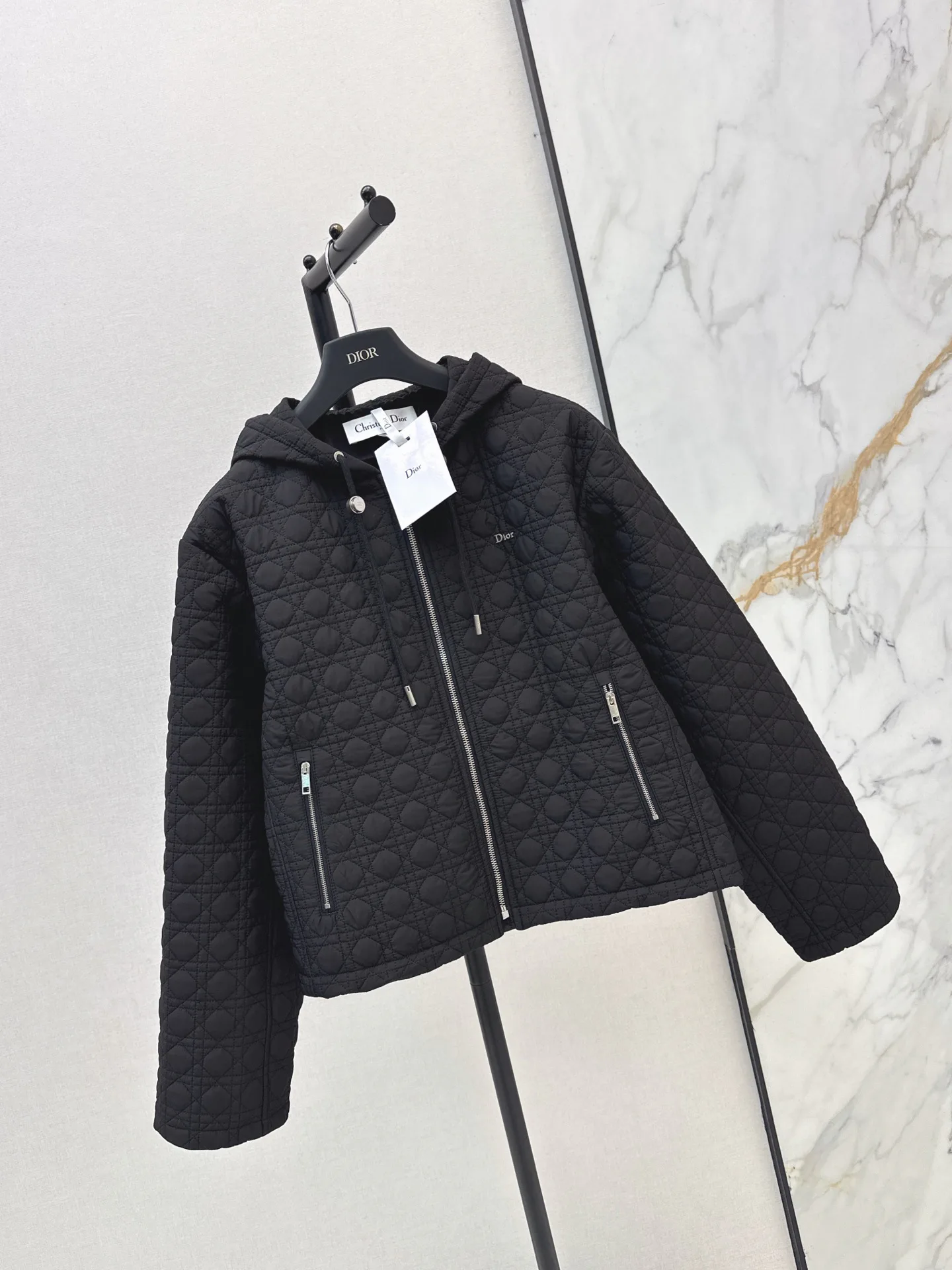 Куртки И Пуховики Женские Christian Dior 18031441