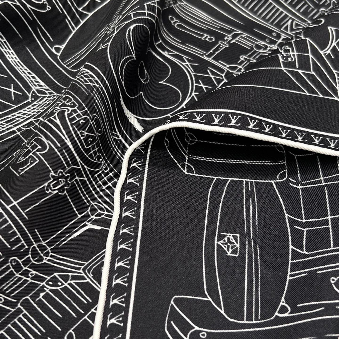 Платки Louis Vuitton 11445522