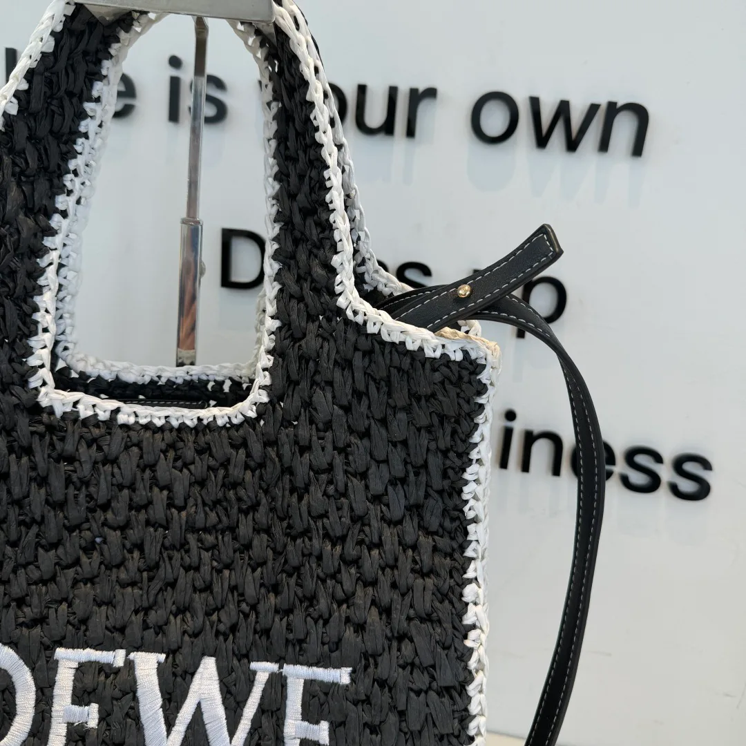 Классические Сумки Женские Loewe 11633327