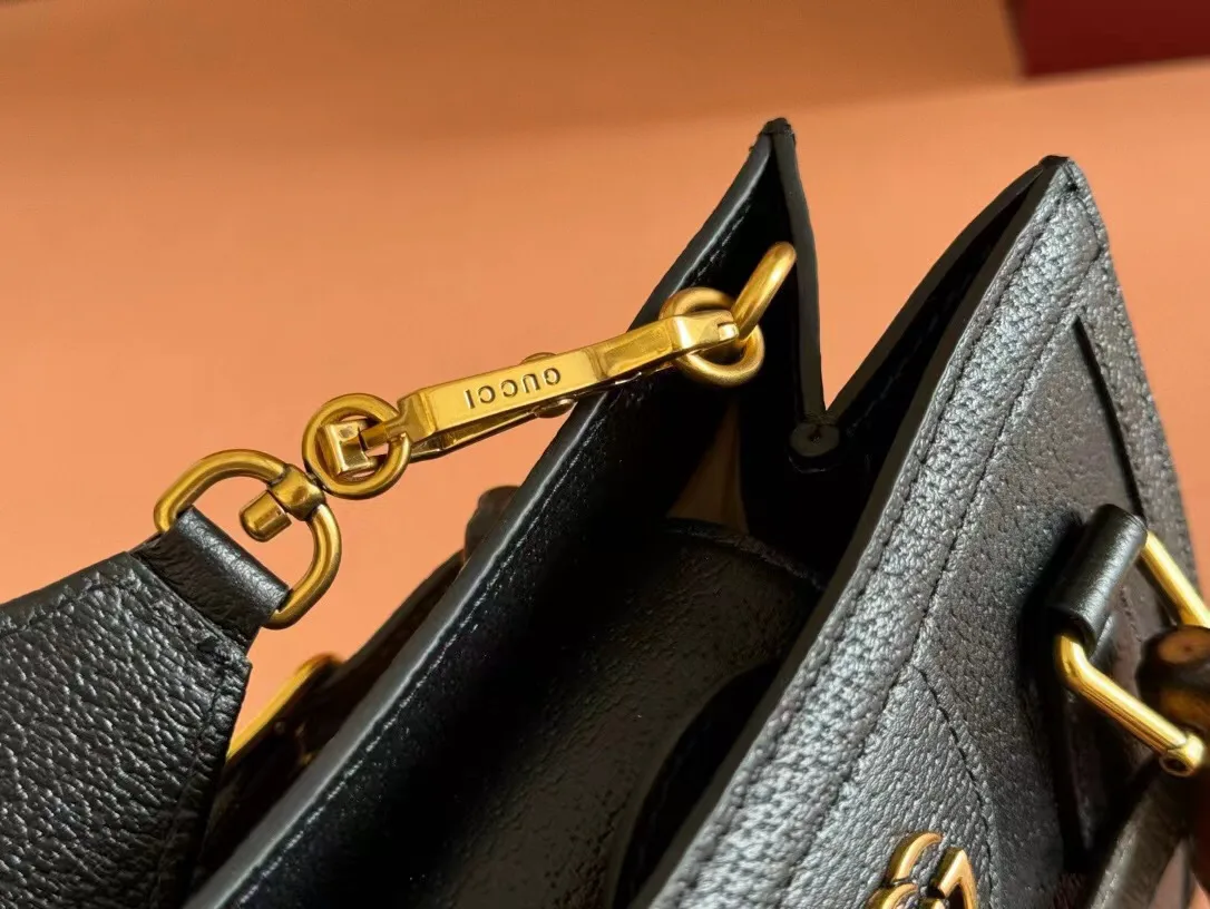 Классические Сумки Женские Gucci 11336074