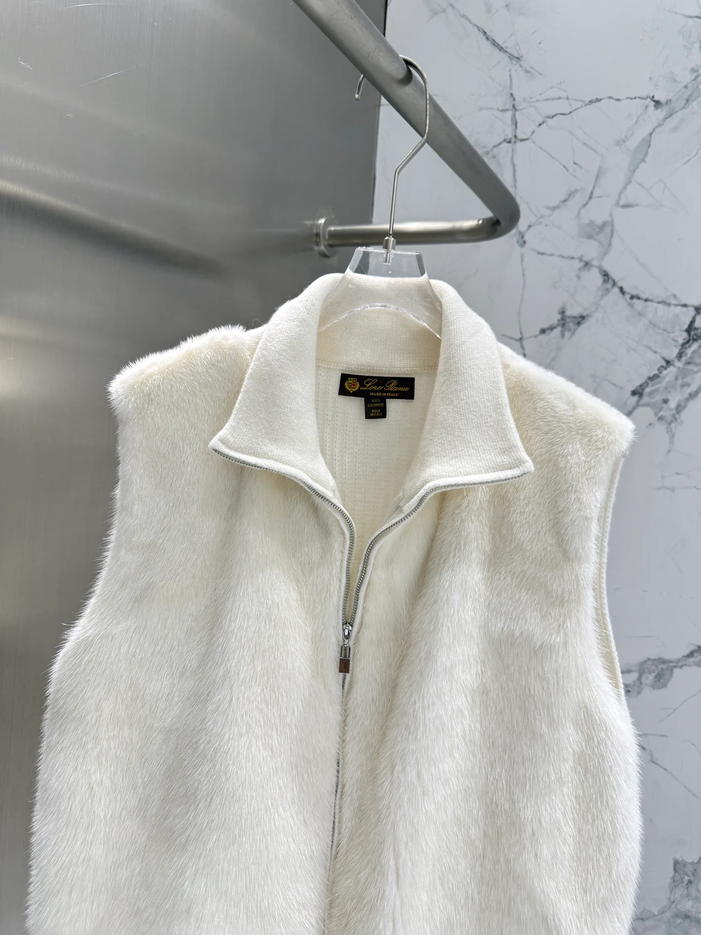 Жилеты Женские Loro Piana 2608209