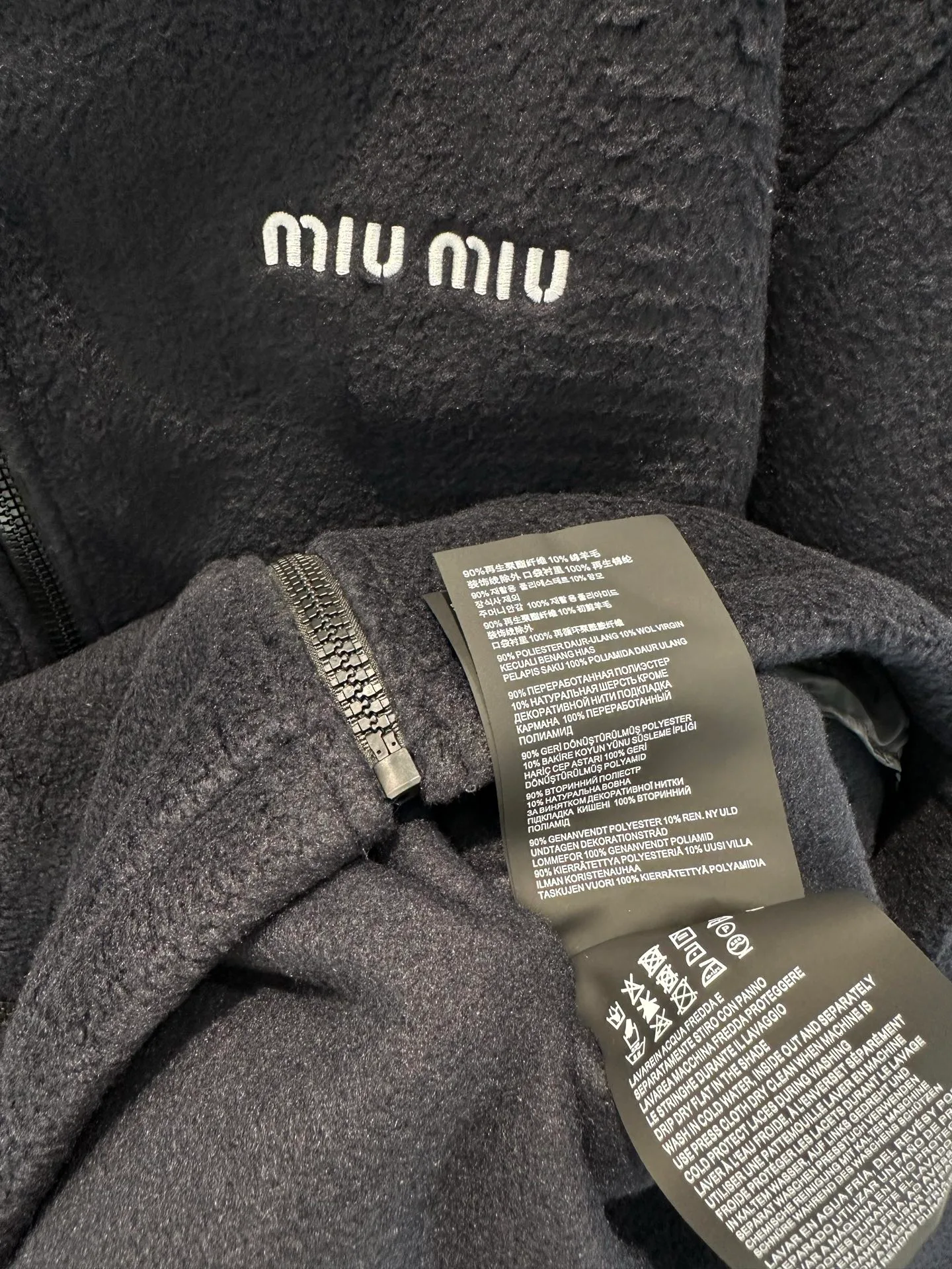 Куртки И Пуховики Женские Miu Miu 18349395