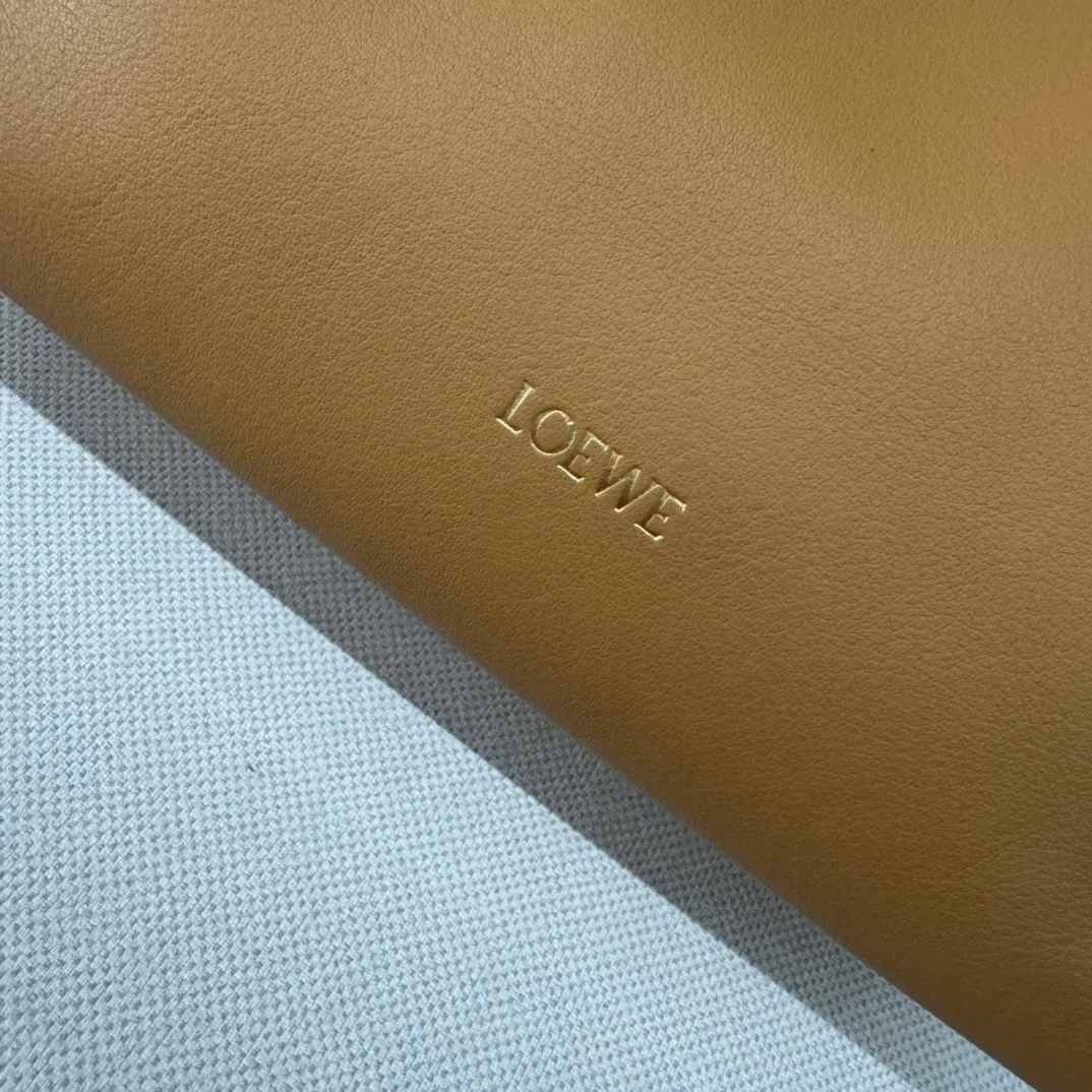 Клатчи Женские Loewe 11513647