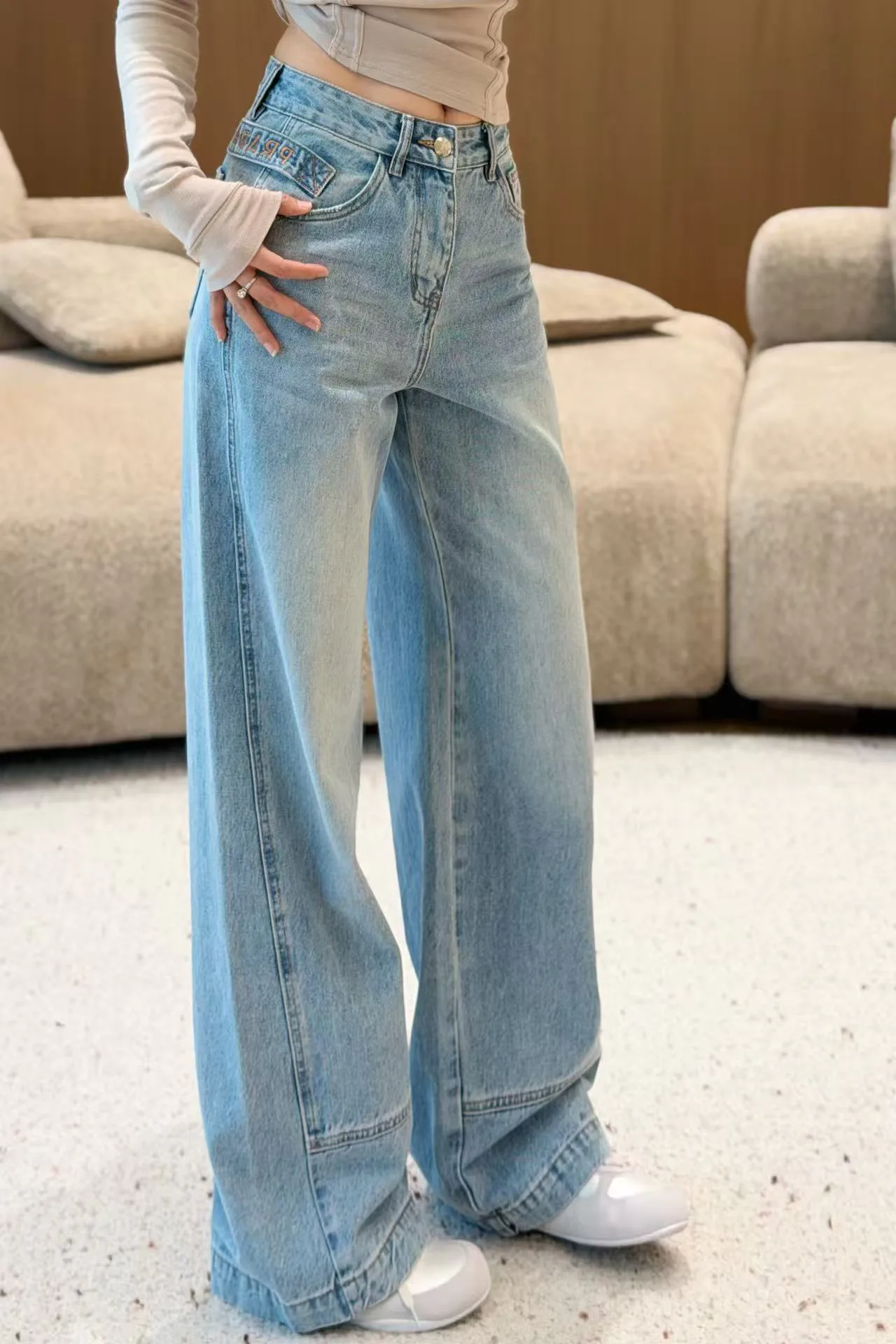 Джинсы Женские Prada 11417174