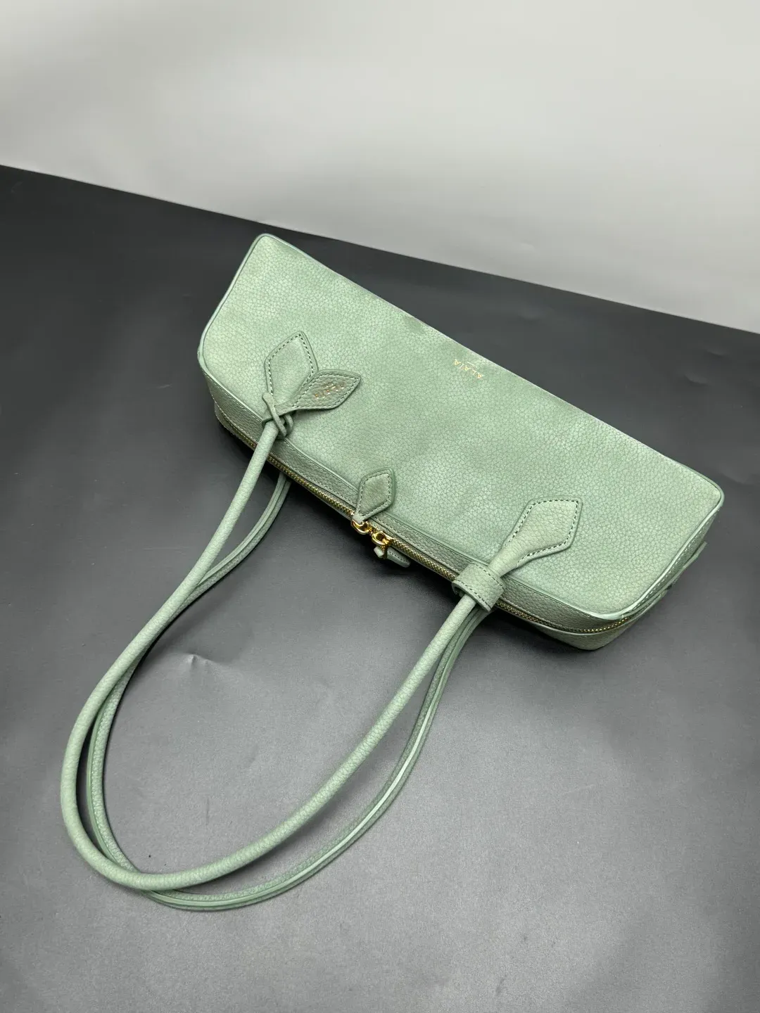 Сумки На Ремне Женские Alaia 102340