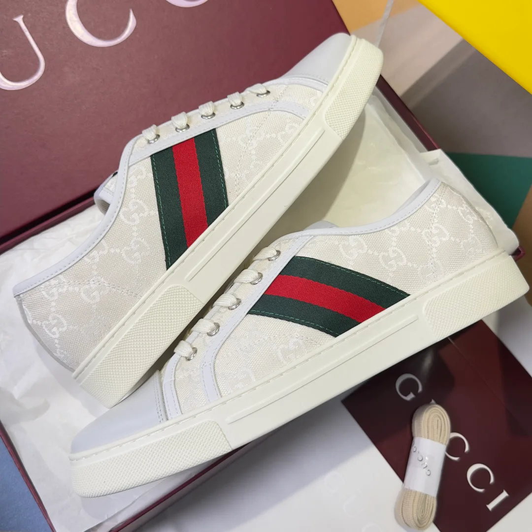 Кроссовки Женские Gucci 13416454