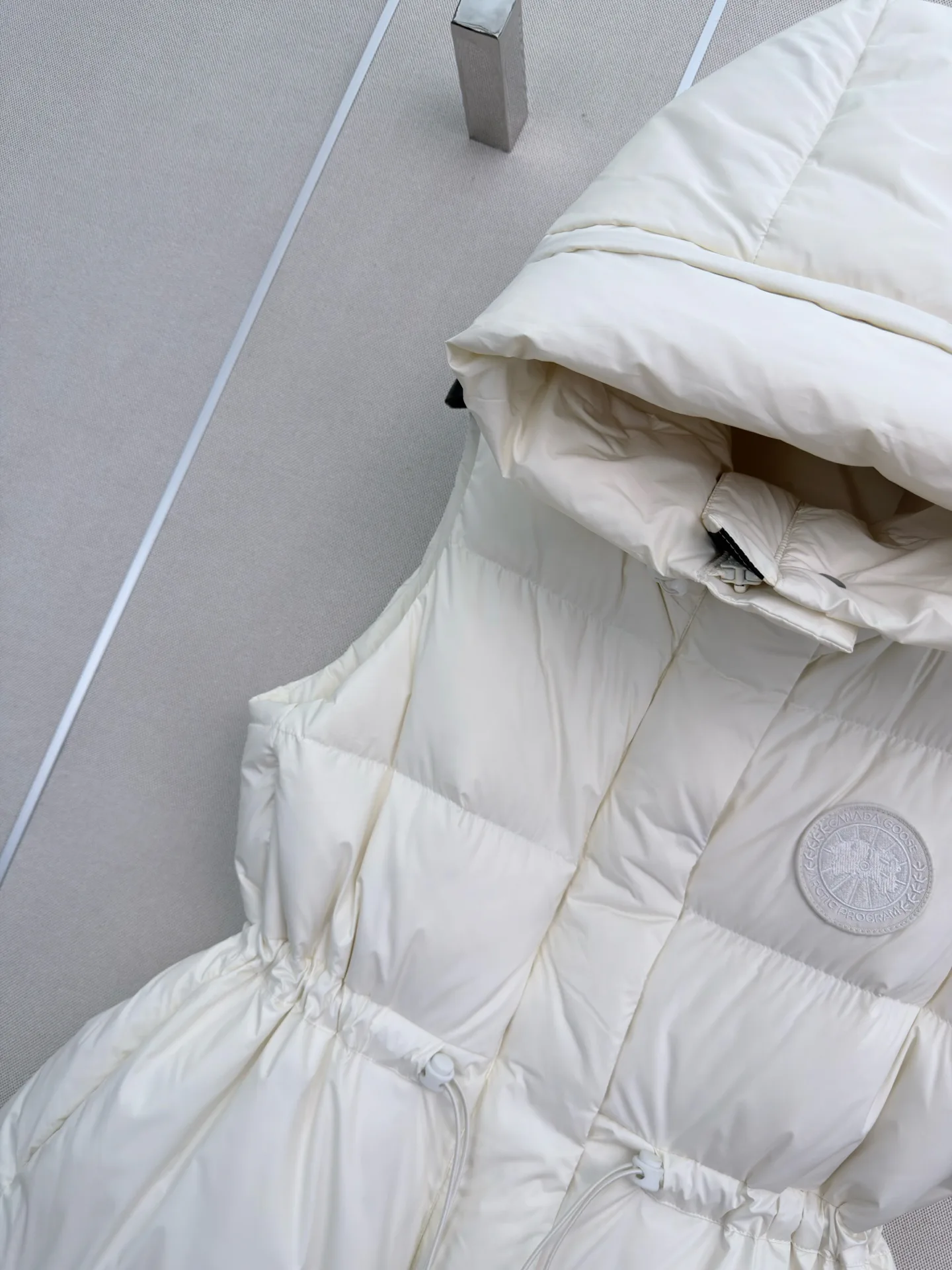 Куртки И Пуховики Женские Canada Goose 18108490