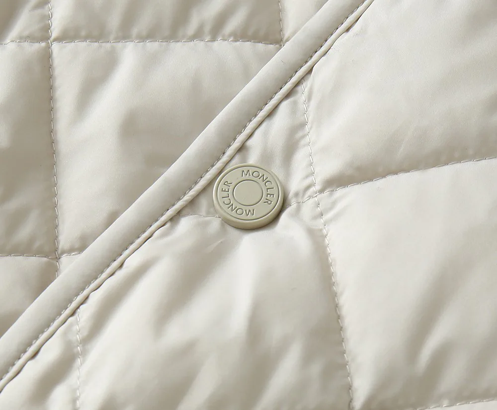 Жилеты Женские Moncler 18188870