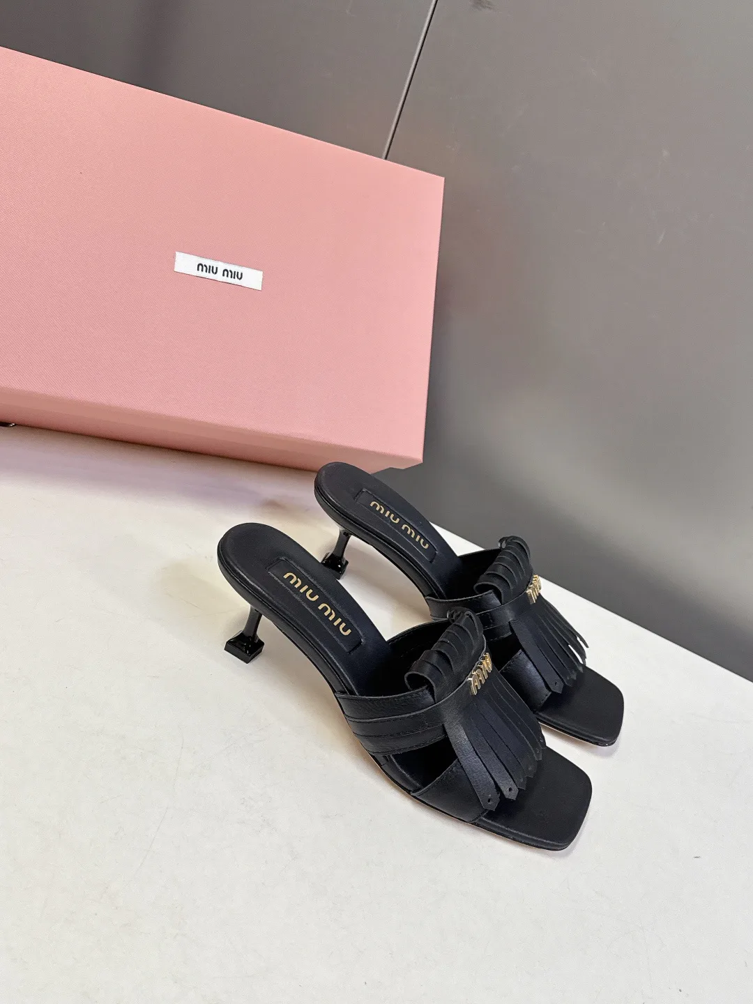 Босоножки Женские Miu Miu 1895110