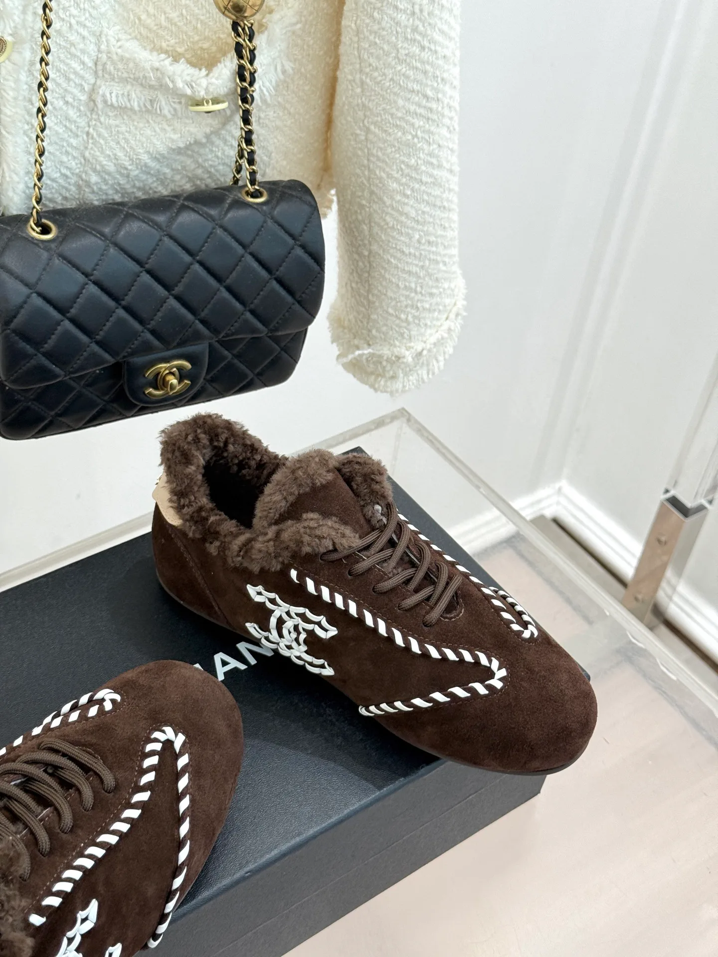 Кроссовки Женские Chanel 18788746