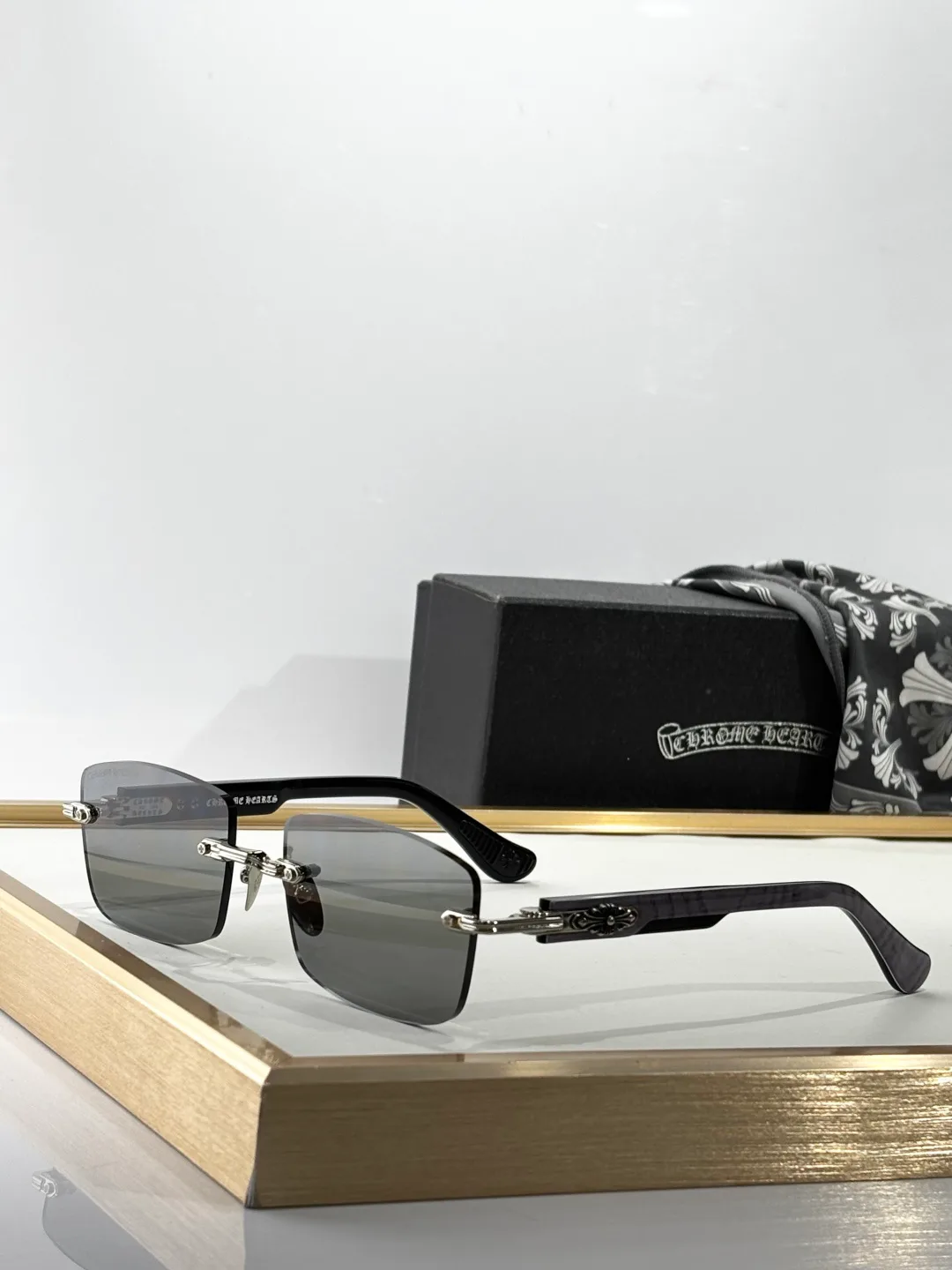 Очки Chrome Hearts 256304