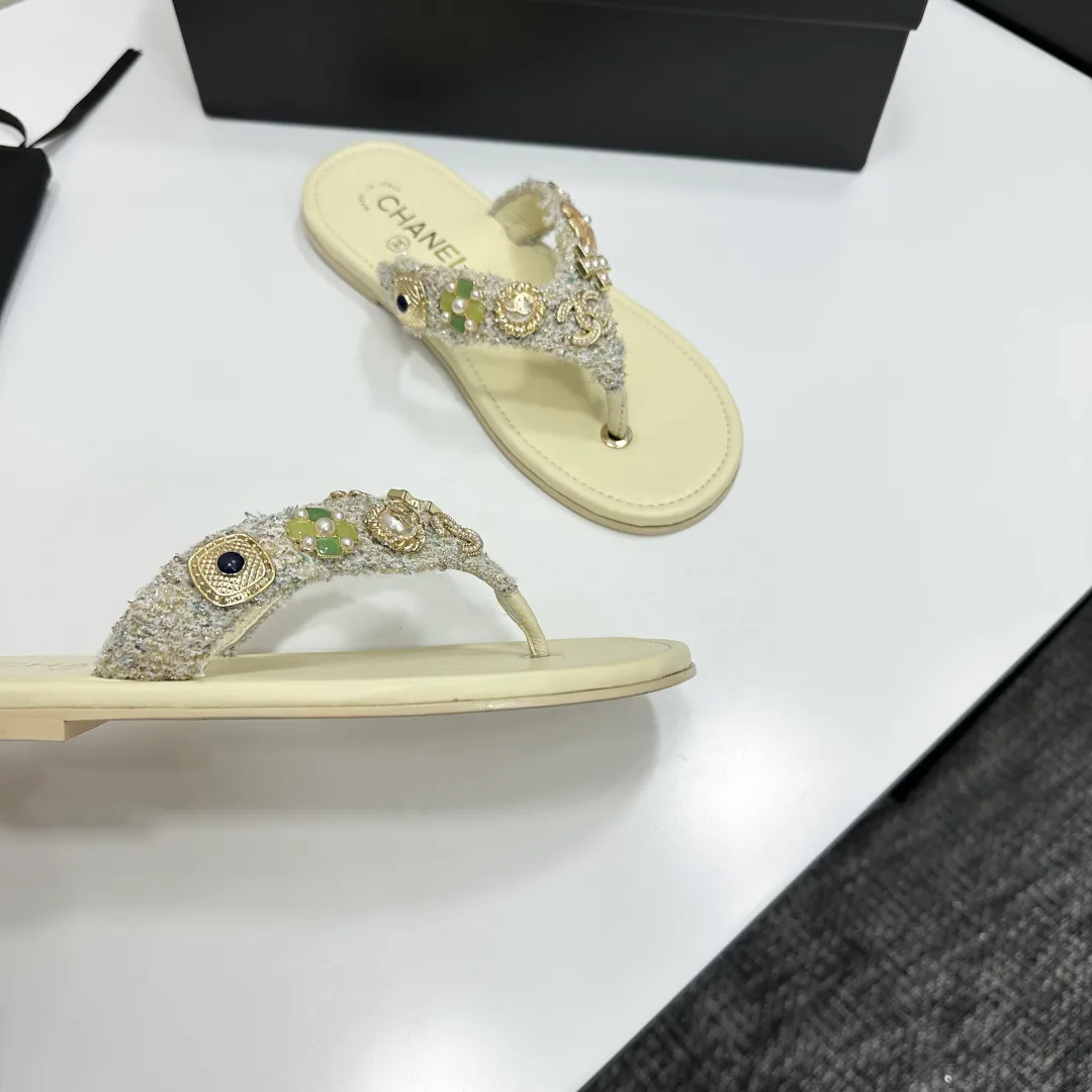 Шлепанцы Женские Chanel 1518404