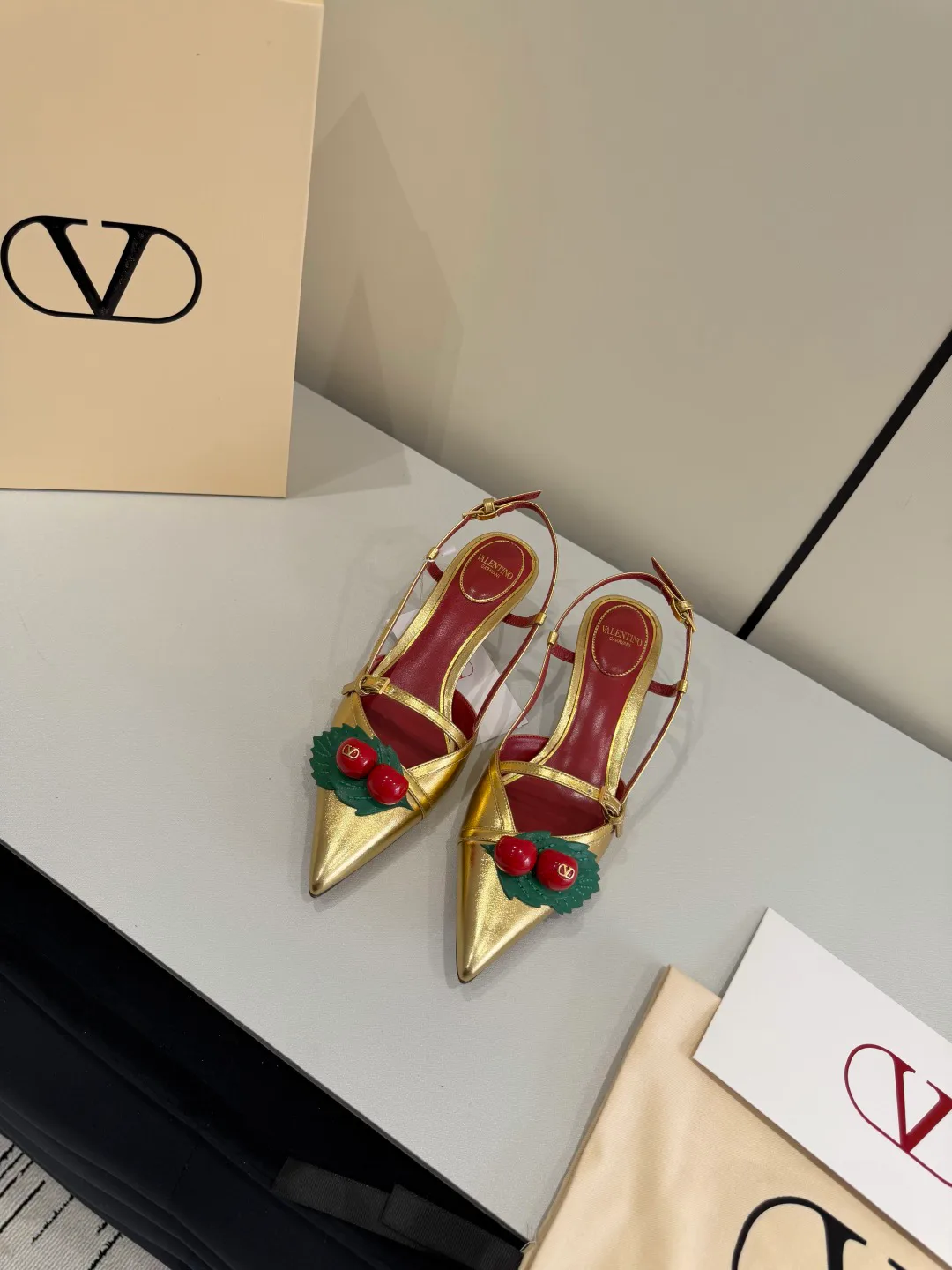 Босоножки Женские Valentino 11608865