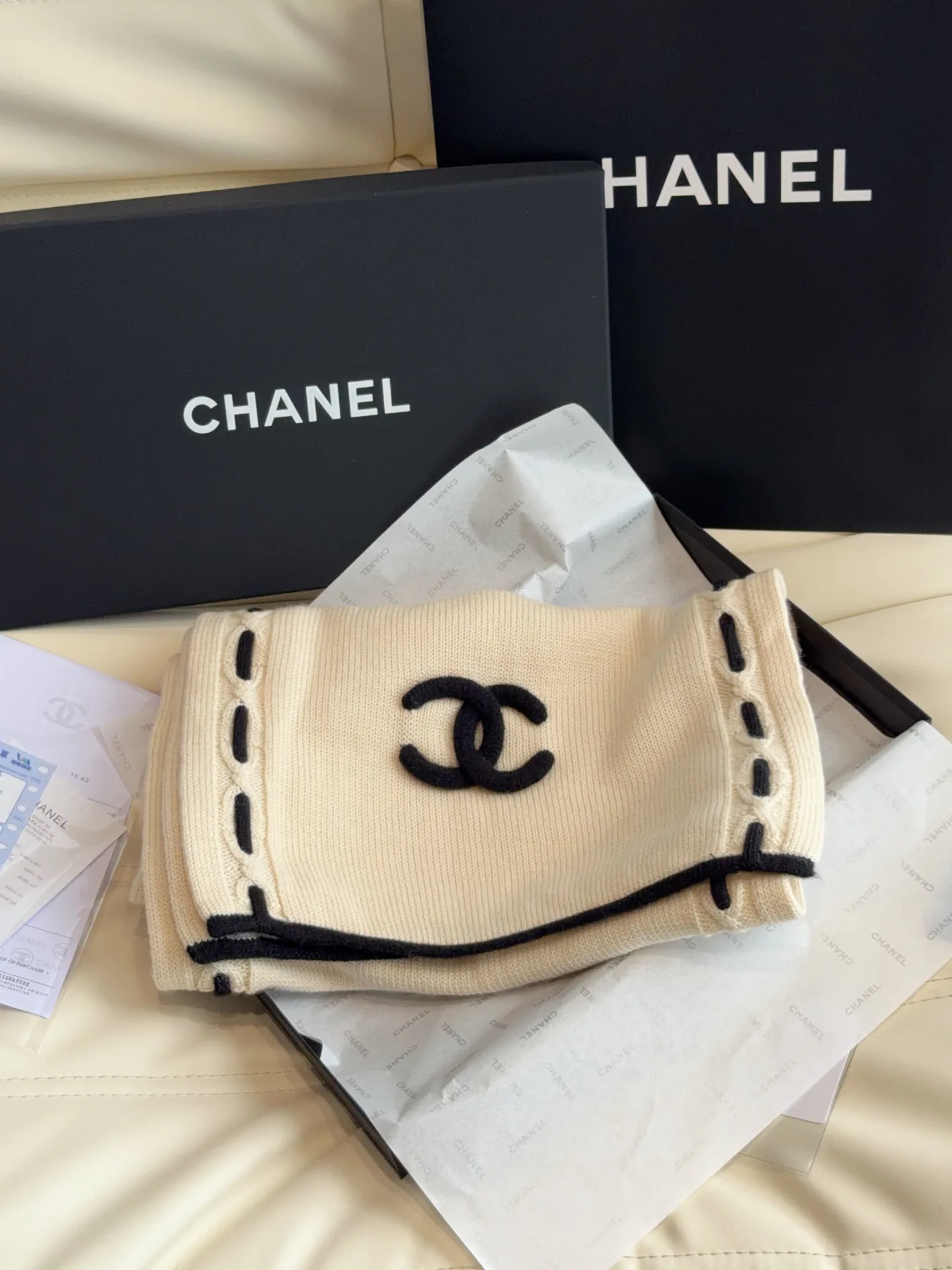Шарфы Chanel 18105408