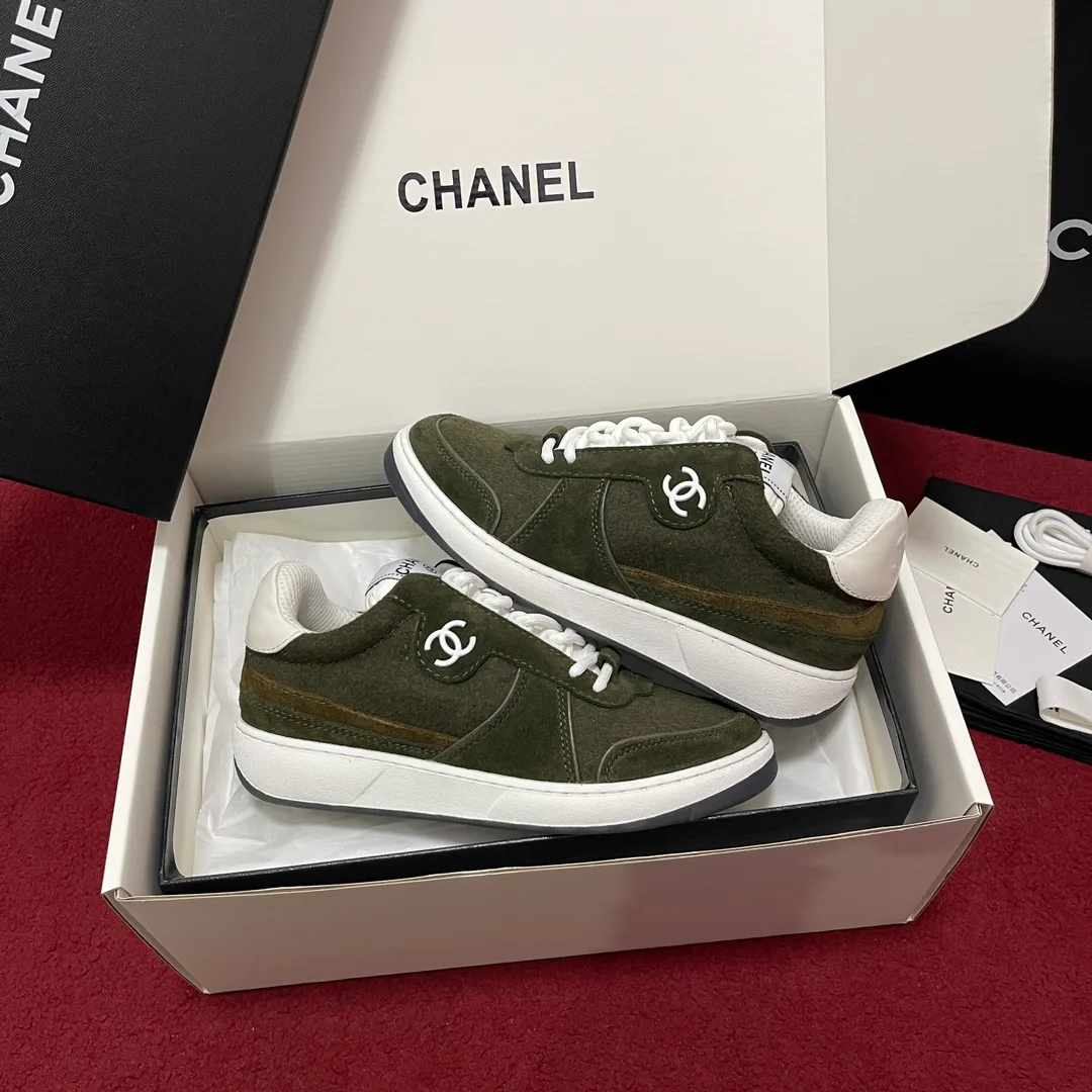 Кроссовки Женские Chanel 18195105