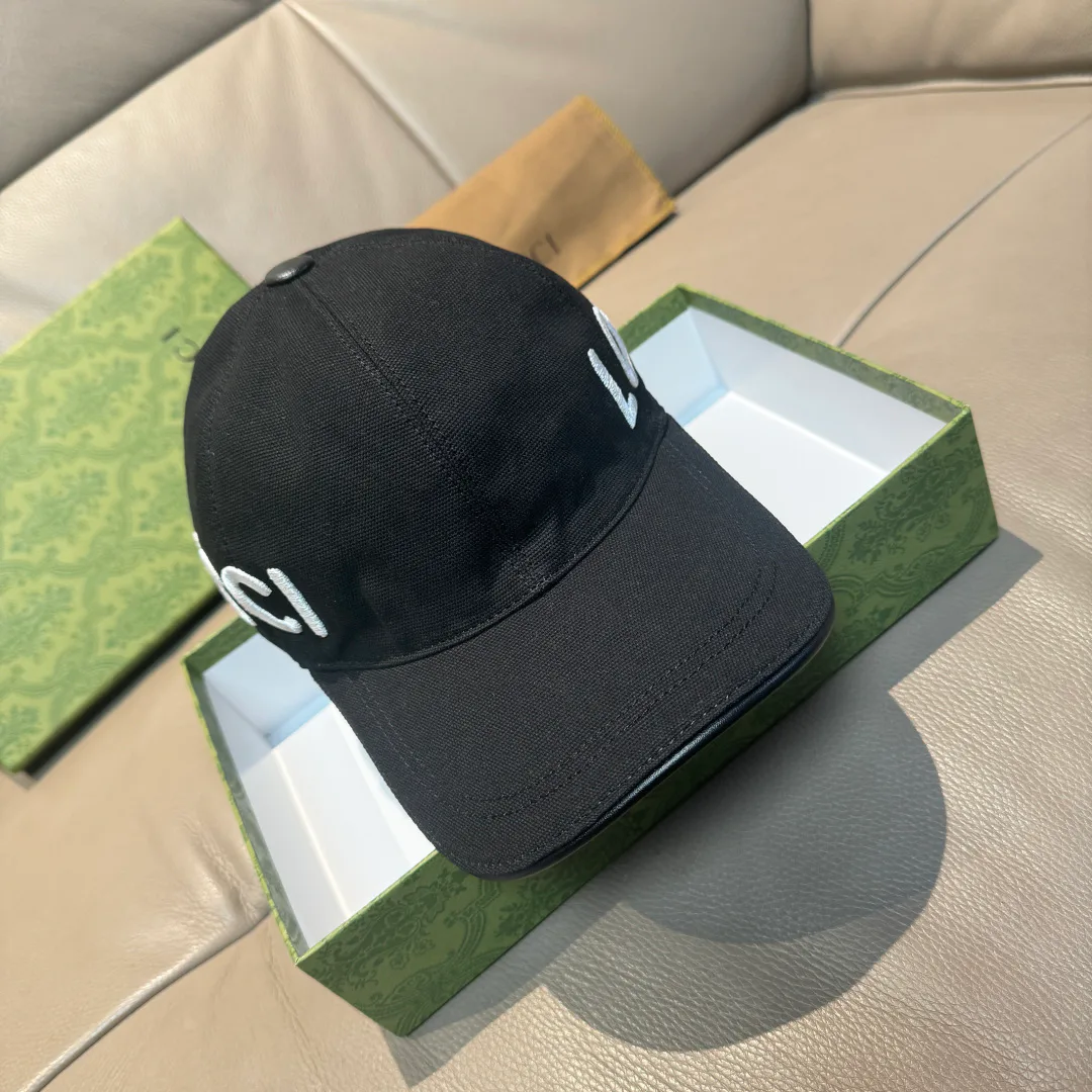 Головные Уборы Gucci 17604842