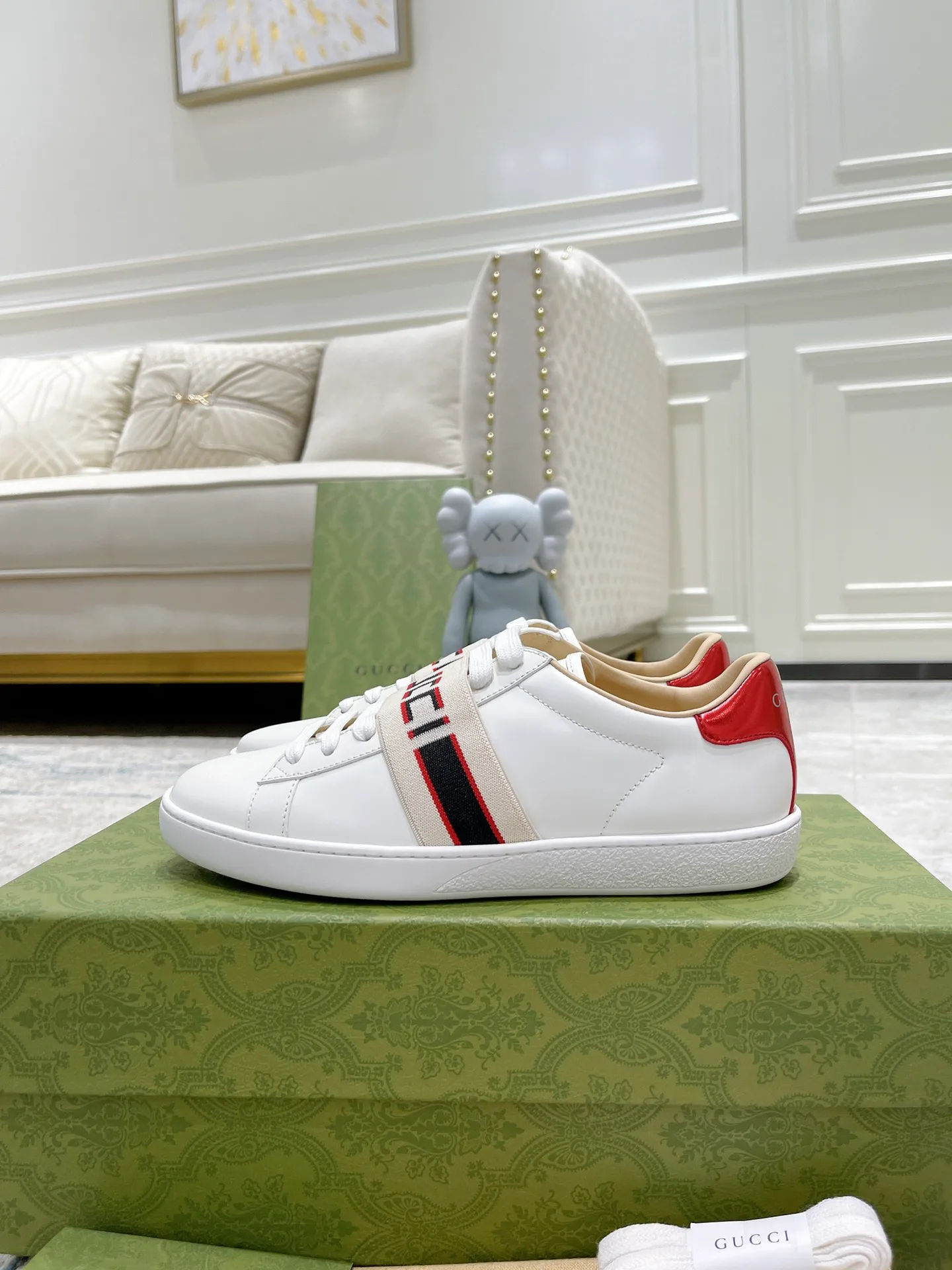Кроссовки Женские Gucci 17620455