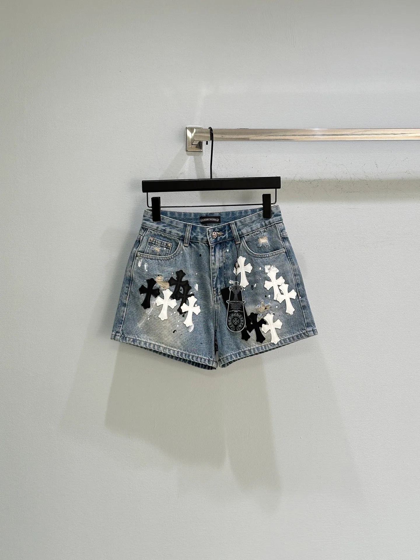 Шорты Женские Chrome Hearts 11646297