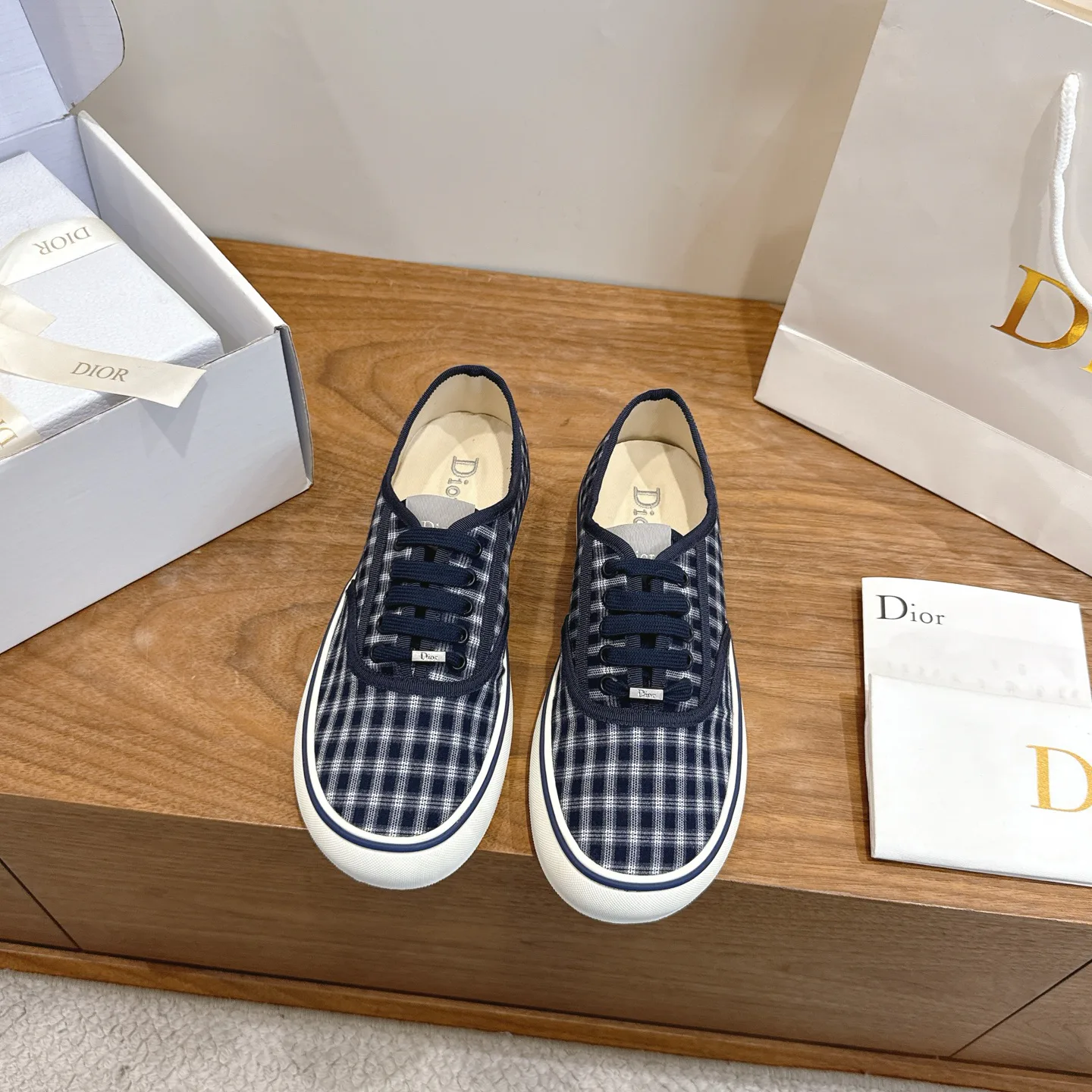 Кроссовки Женские Christian Dior 18083842