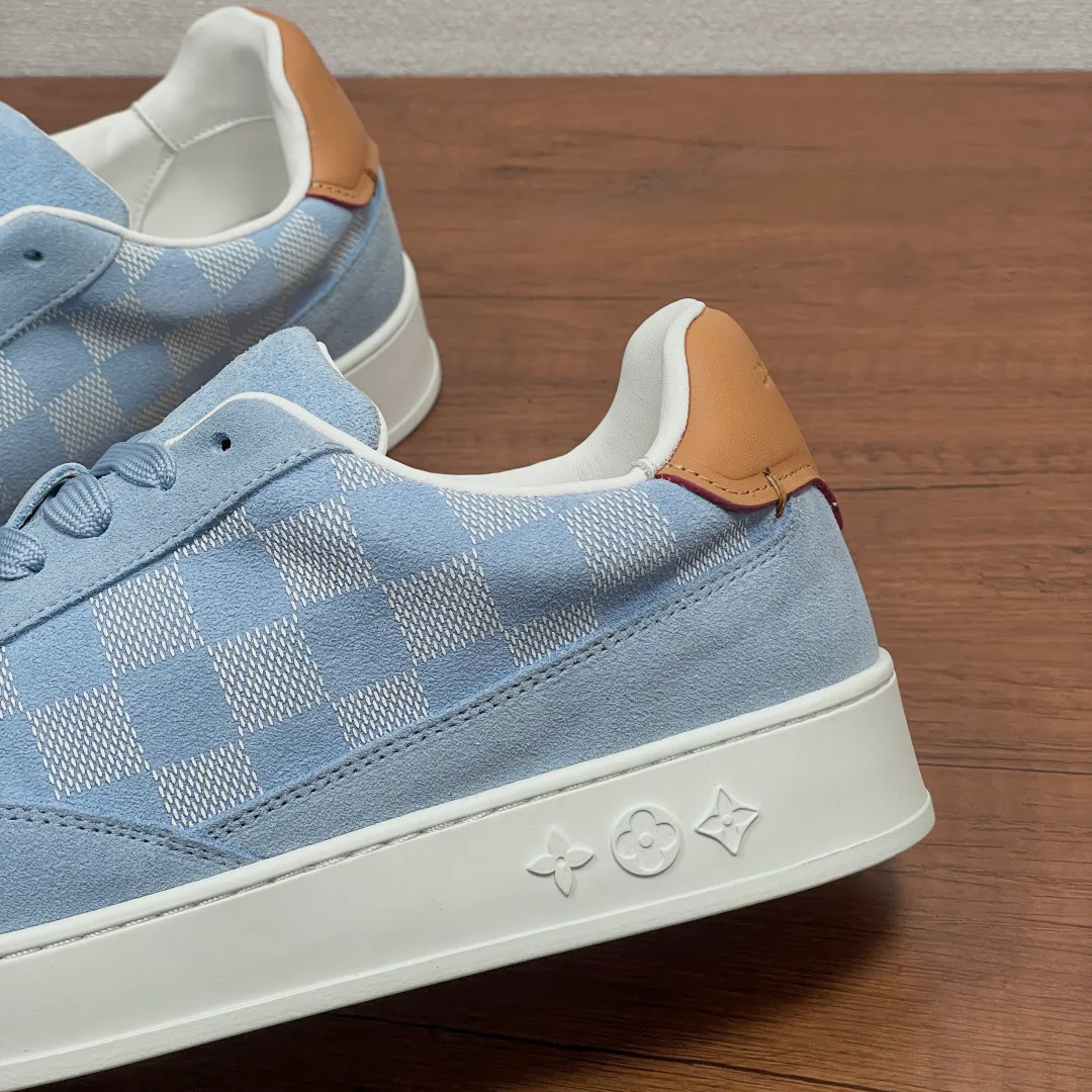 Кроссовки Мужские Louis Vuitton 17542521