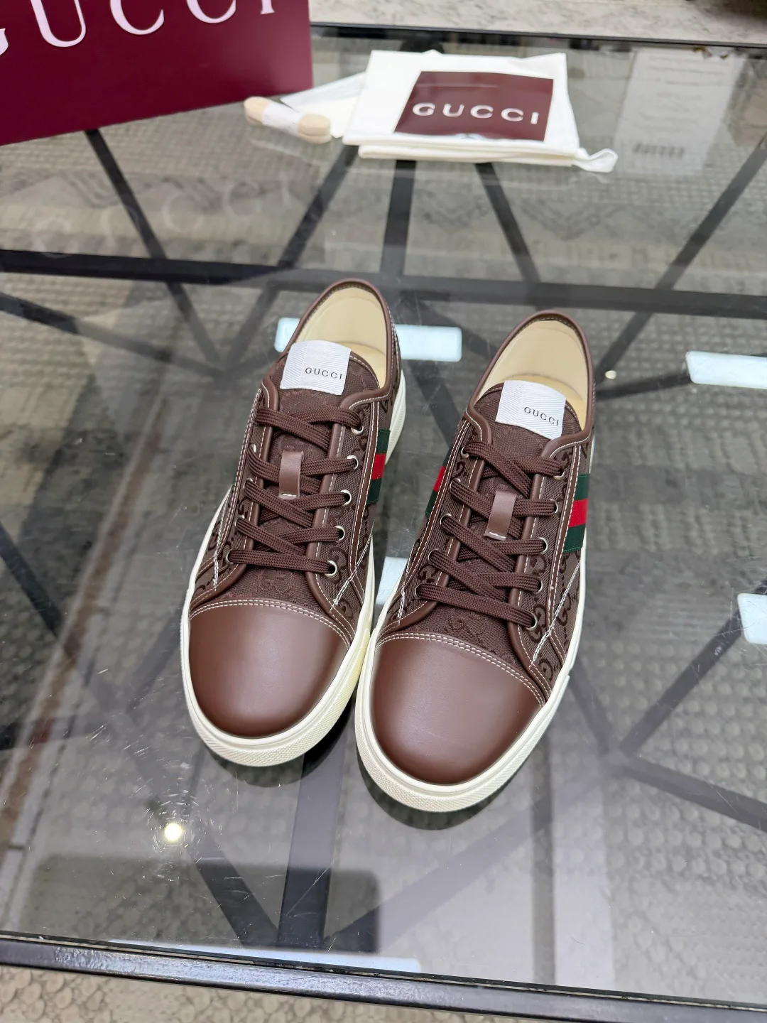 Кроссовки Женские Gucci 18346398