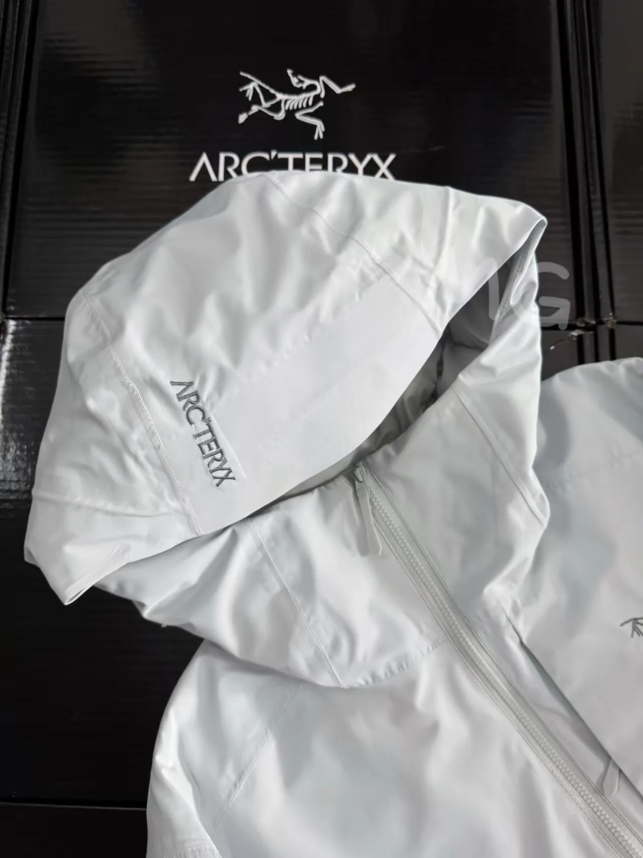 Куртки И Пуховики Женские Arcteryx 19260878