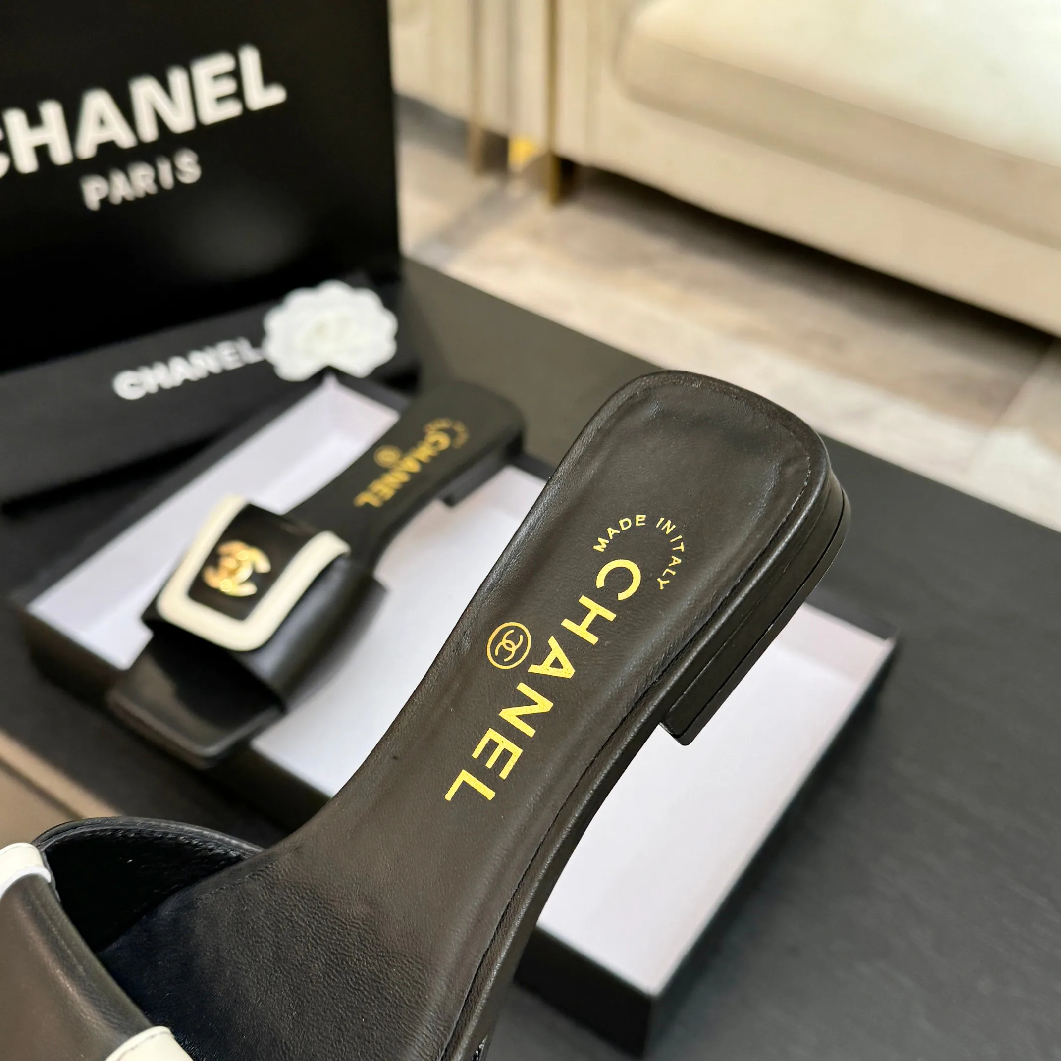 Шлепанцы Женские Chanel 11659009