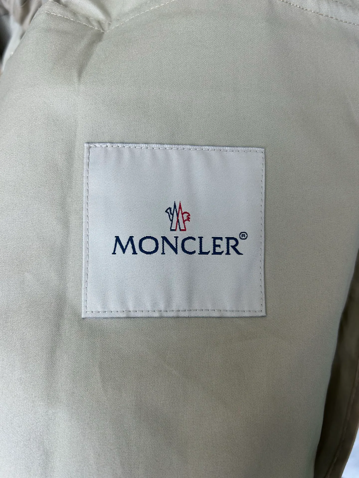Куртки И Пуховики Женские Moncler 11615903
