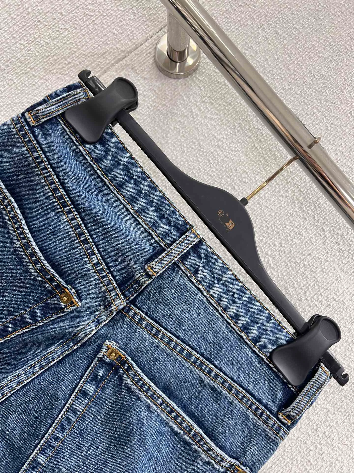 Джинсы Женские Louis Vuitton 5706192