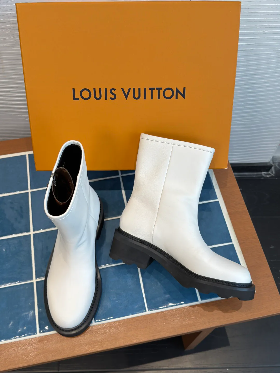 Ботильоны Женские Louis Vuitton 18604394