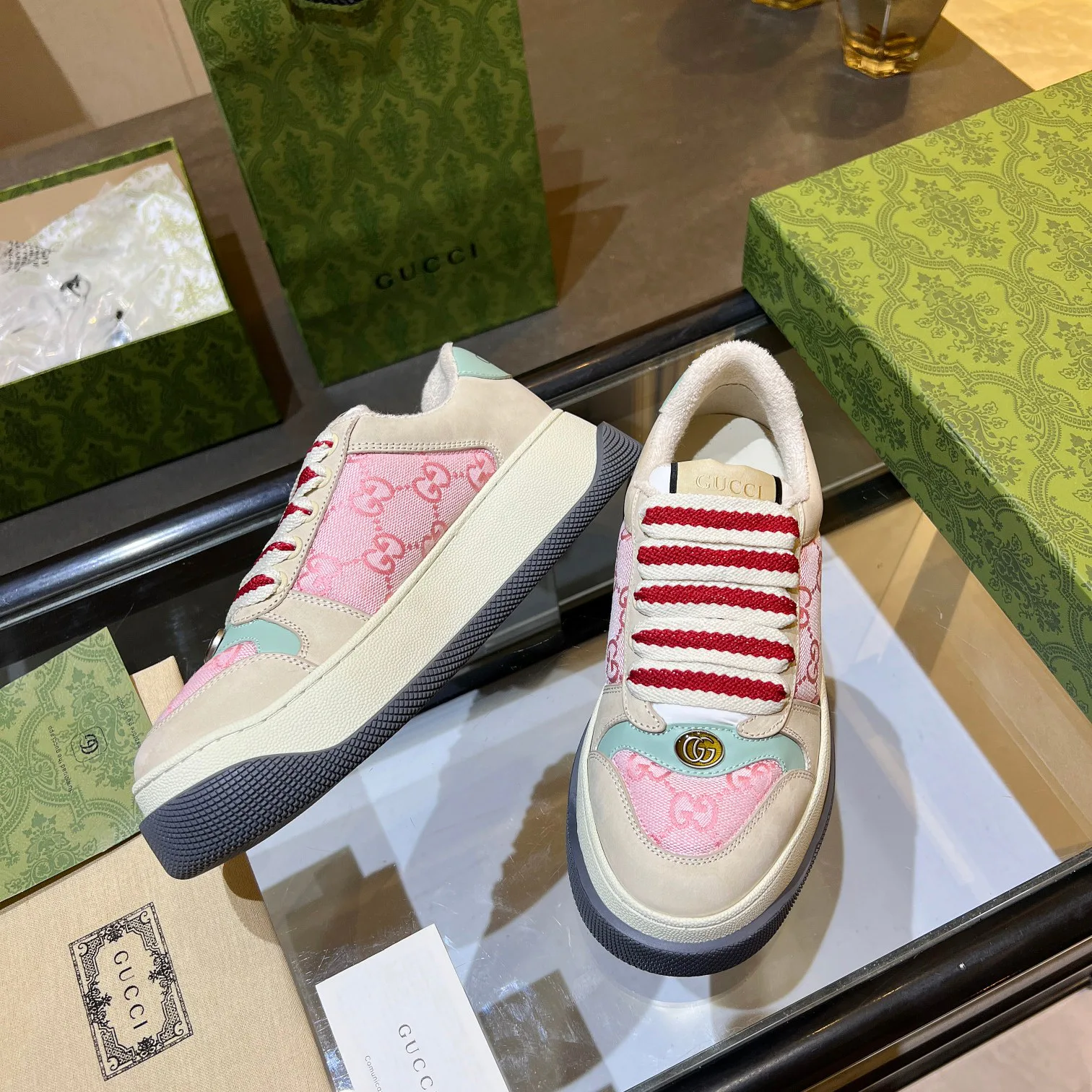 Кроссовки Женские Gucci 17955442