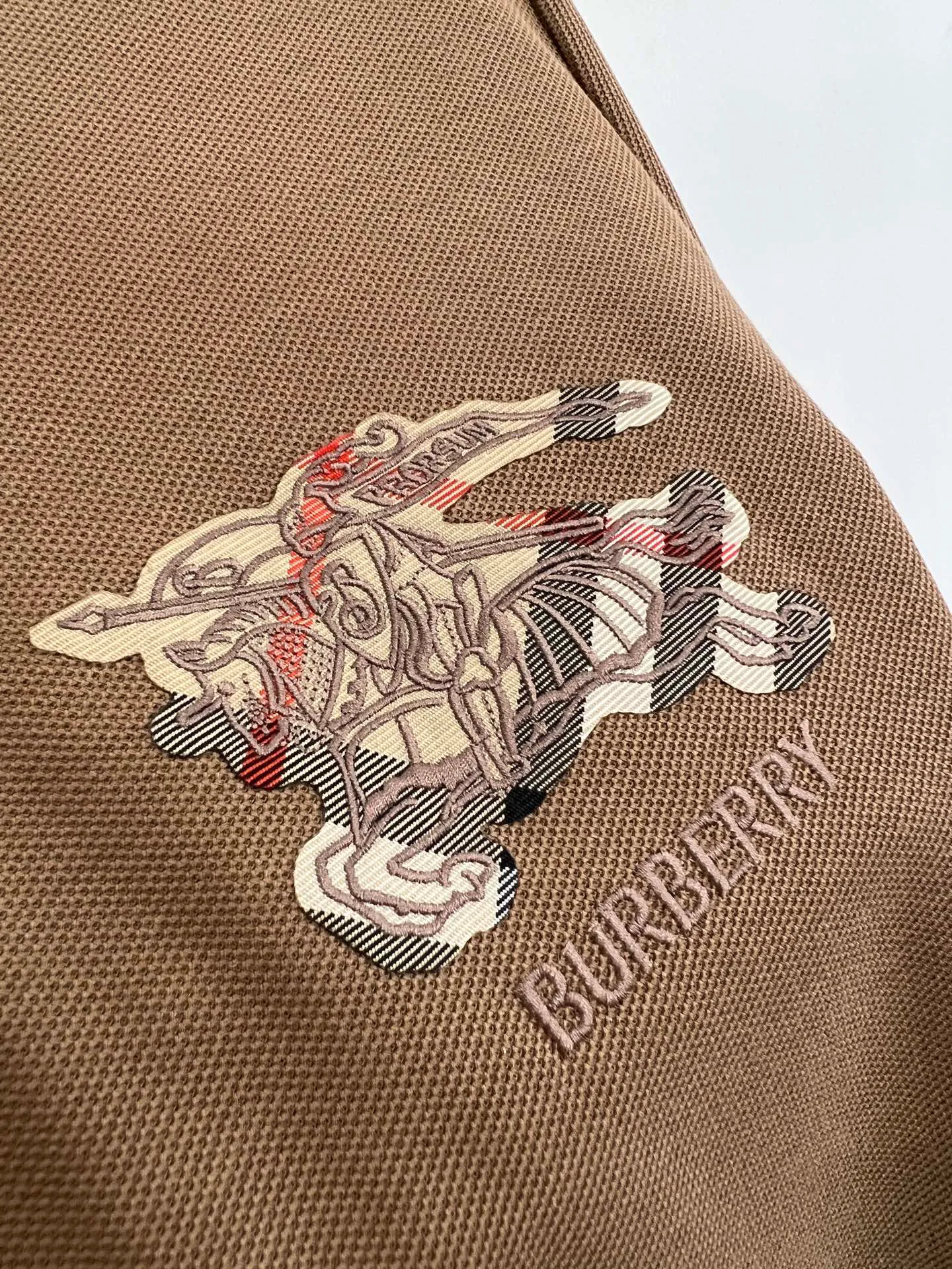Футболки Женские Burberry 11811728