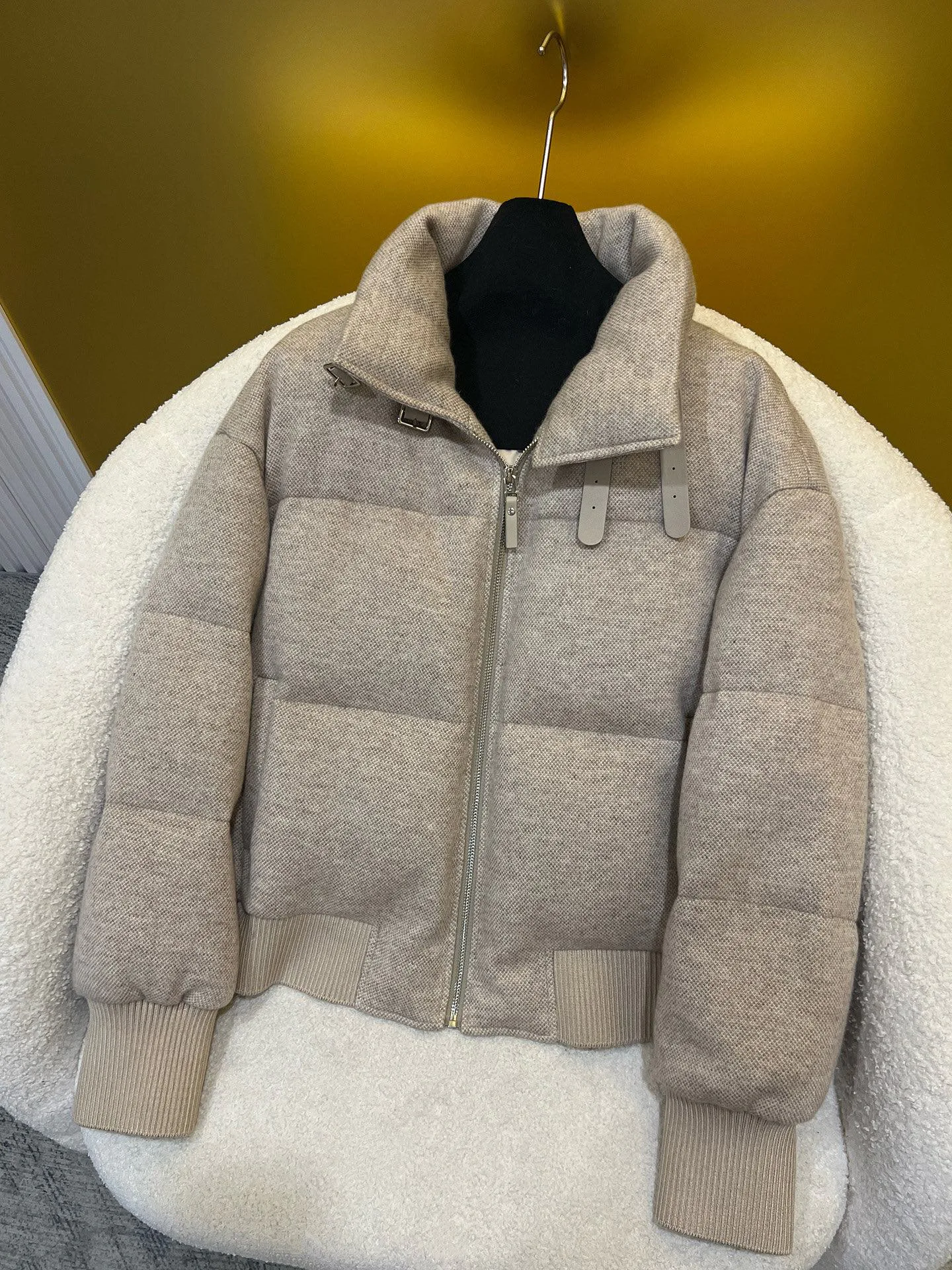 Куртки И Пуховики Женские Loro Piana 19338804