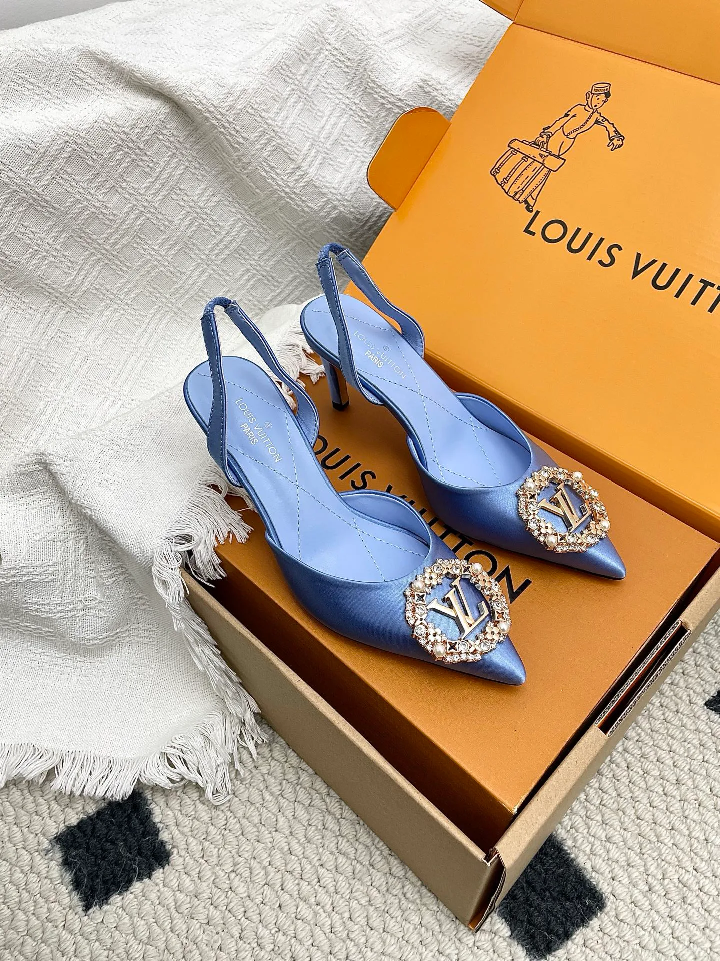 Туфли Женские Louis Vuitton 11194371
