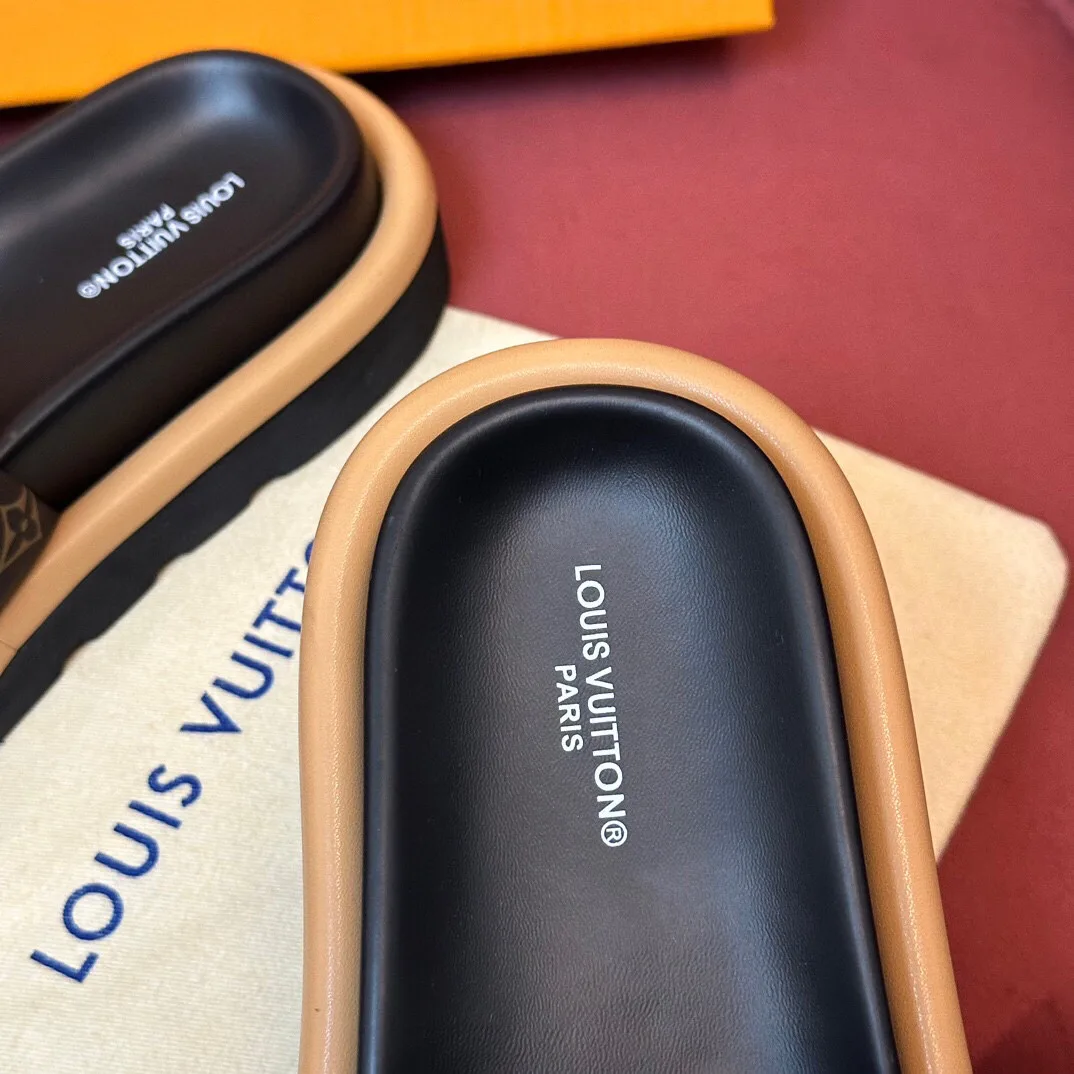 Шлепанцы Женские Louis Vuitton 14833