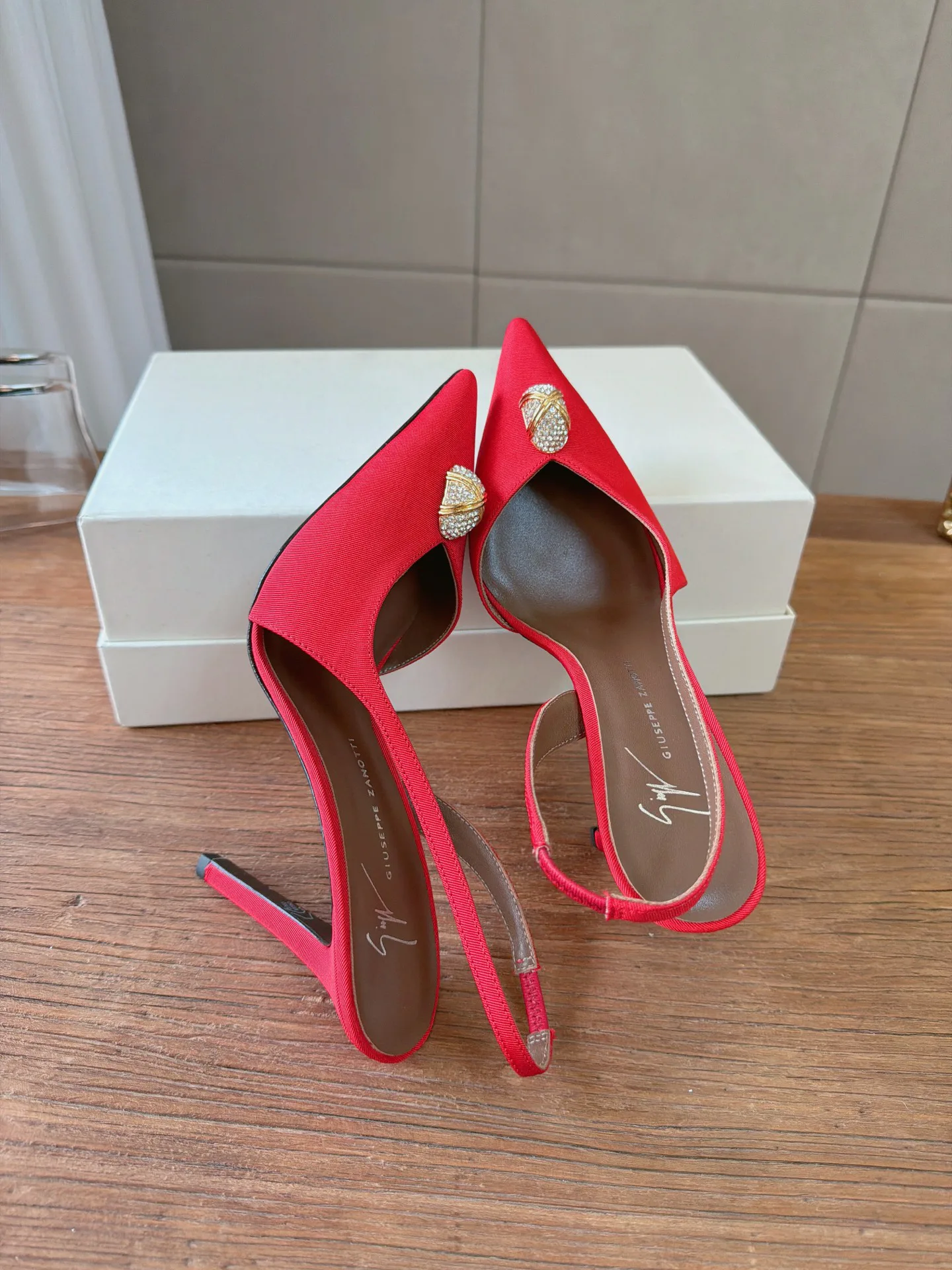 Туфли Женские Giuseppe Zanotti 19416008